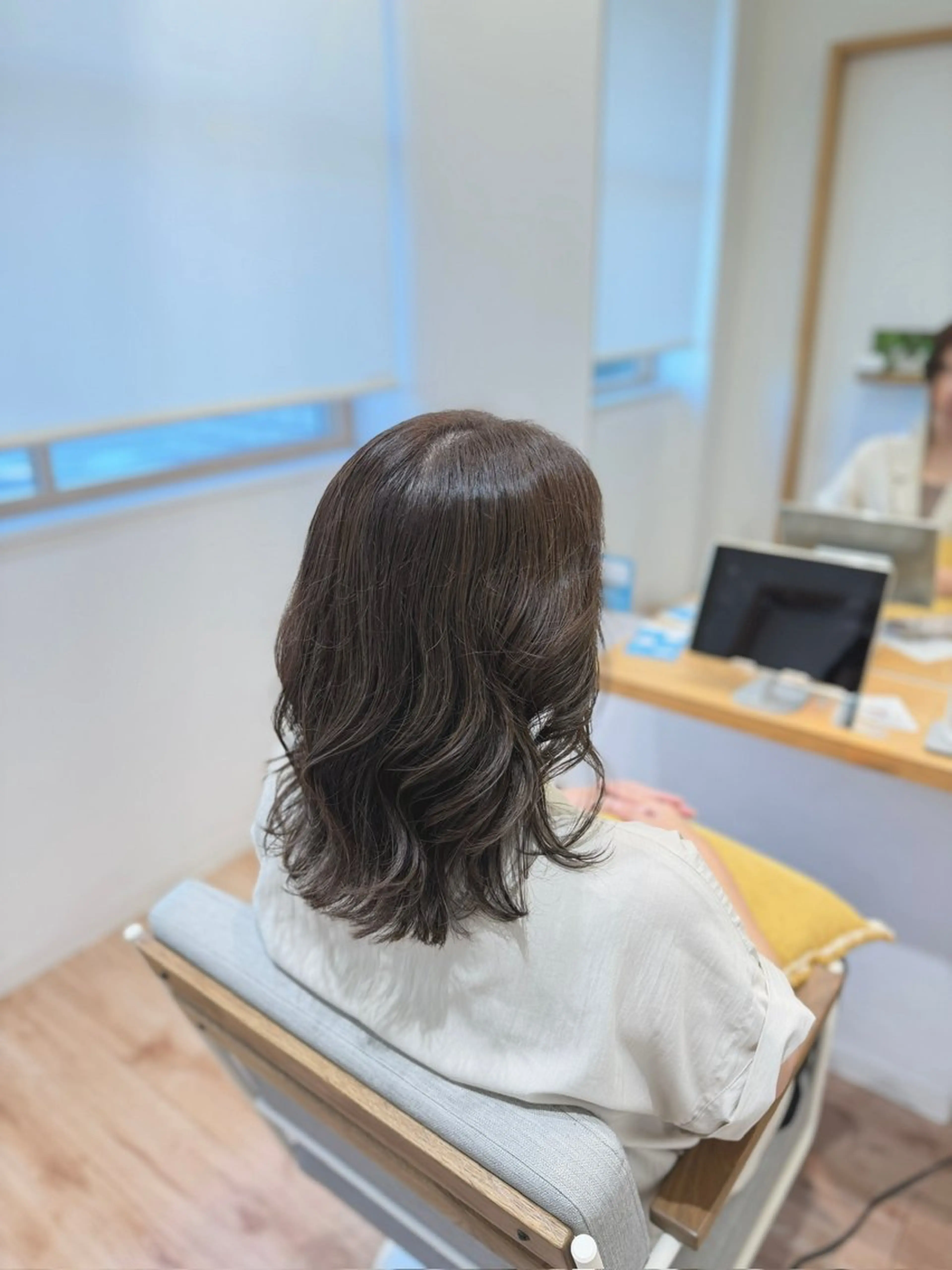 ミディアム ハイライト 透明感カラー🫧 miyuのヘアスタイル