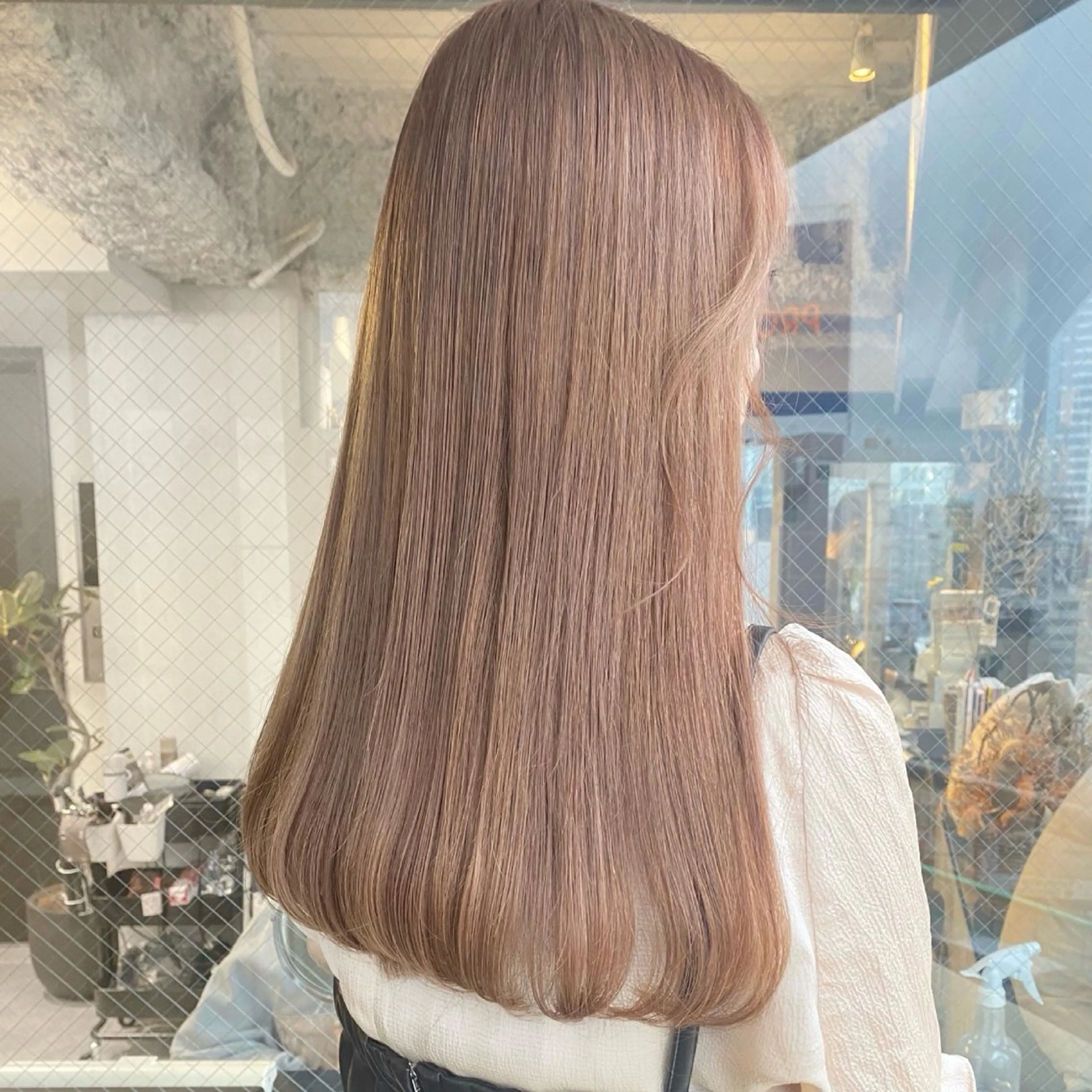 ロング カラー カット ヘアカラー トリートメント chlom所属・🌱大人ハイトーン RENのヘアスタイル