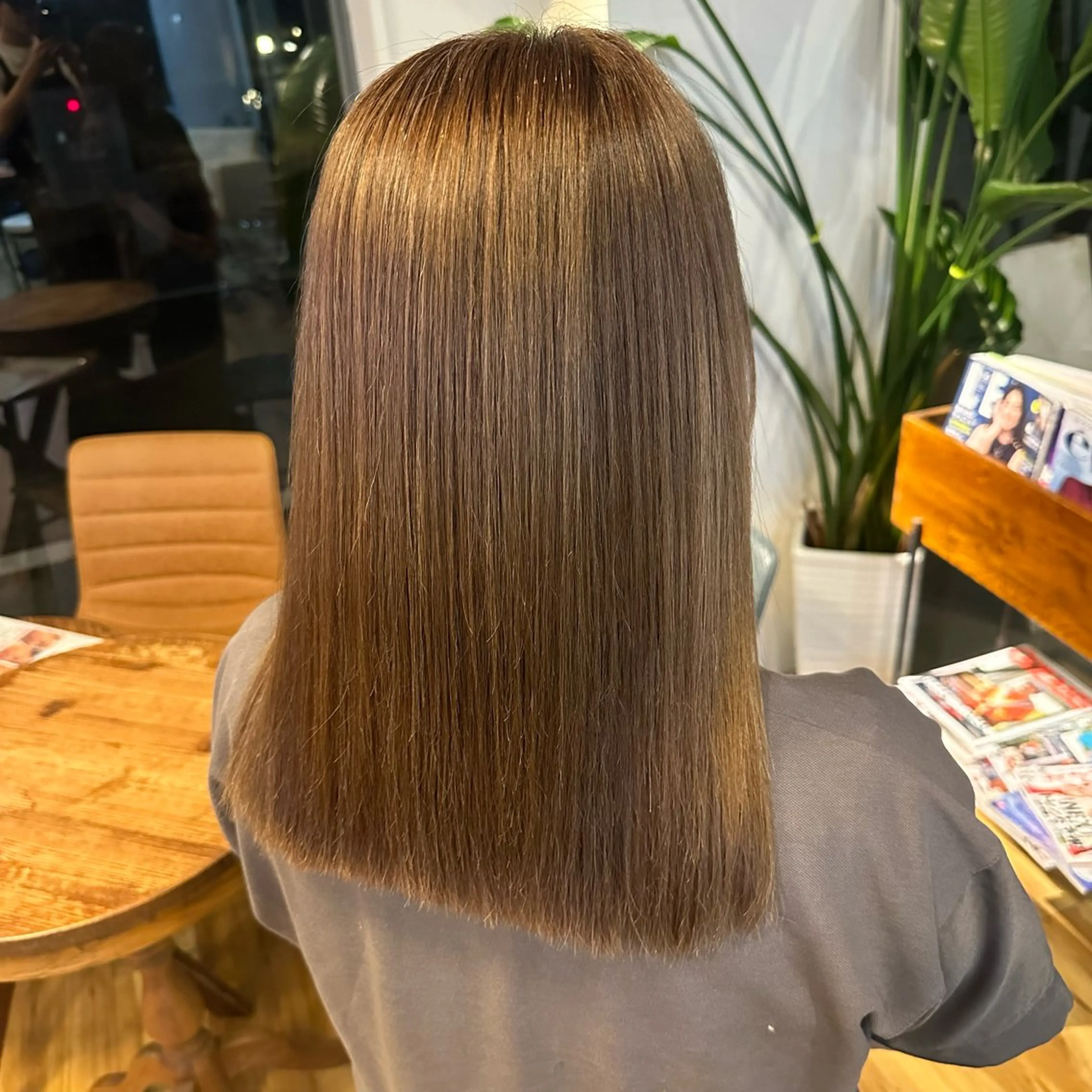 ミディアム カラー 縮毛矯正 大原 正寛のヘアスタイル