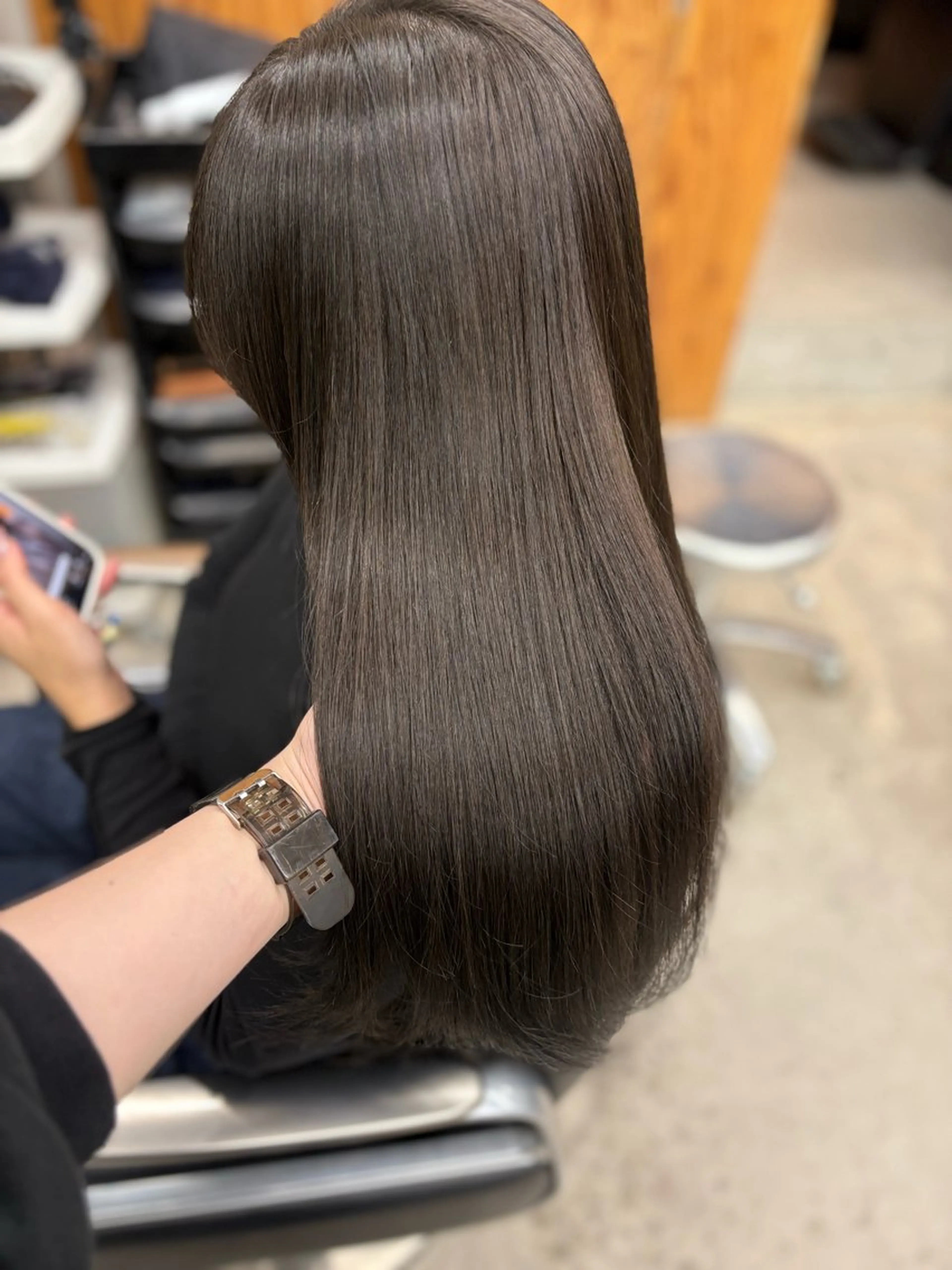 ロング カラー グレージュ オリーブグレージュ オリーブグレー カット ヘアカラー トリートメント blink所属・暖色/ブラウン/ 透明感/ゆうかのヘアスタイル