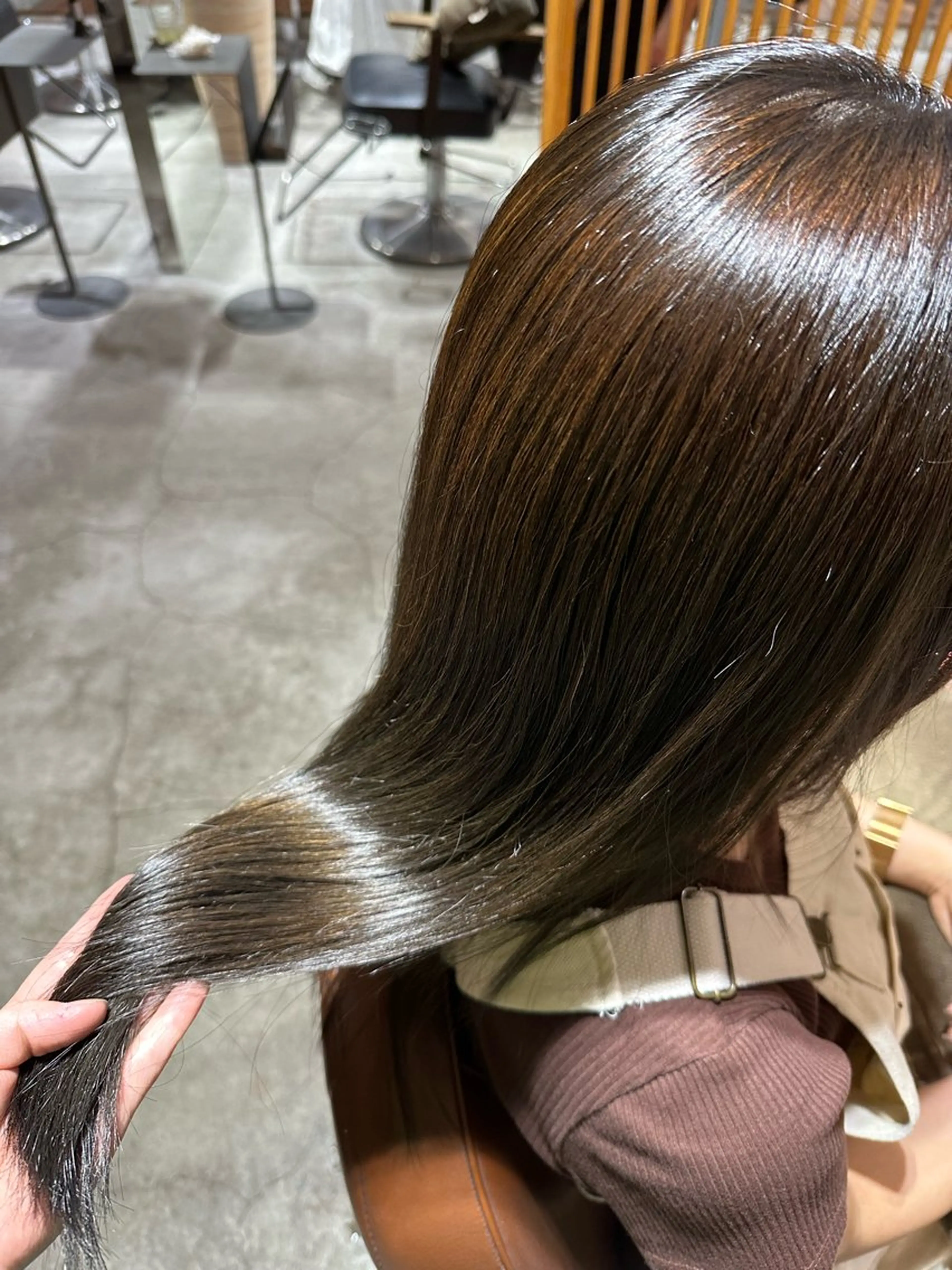 ロング カラー ブリーチ ブリーチなしカラー オリーブカラー ヘアカラー トリートメント 酸性ストレート/艶髪 /縮毛/sara❄️のヘアスタイル