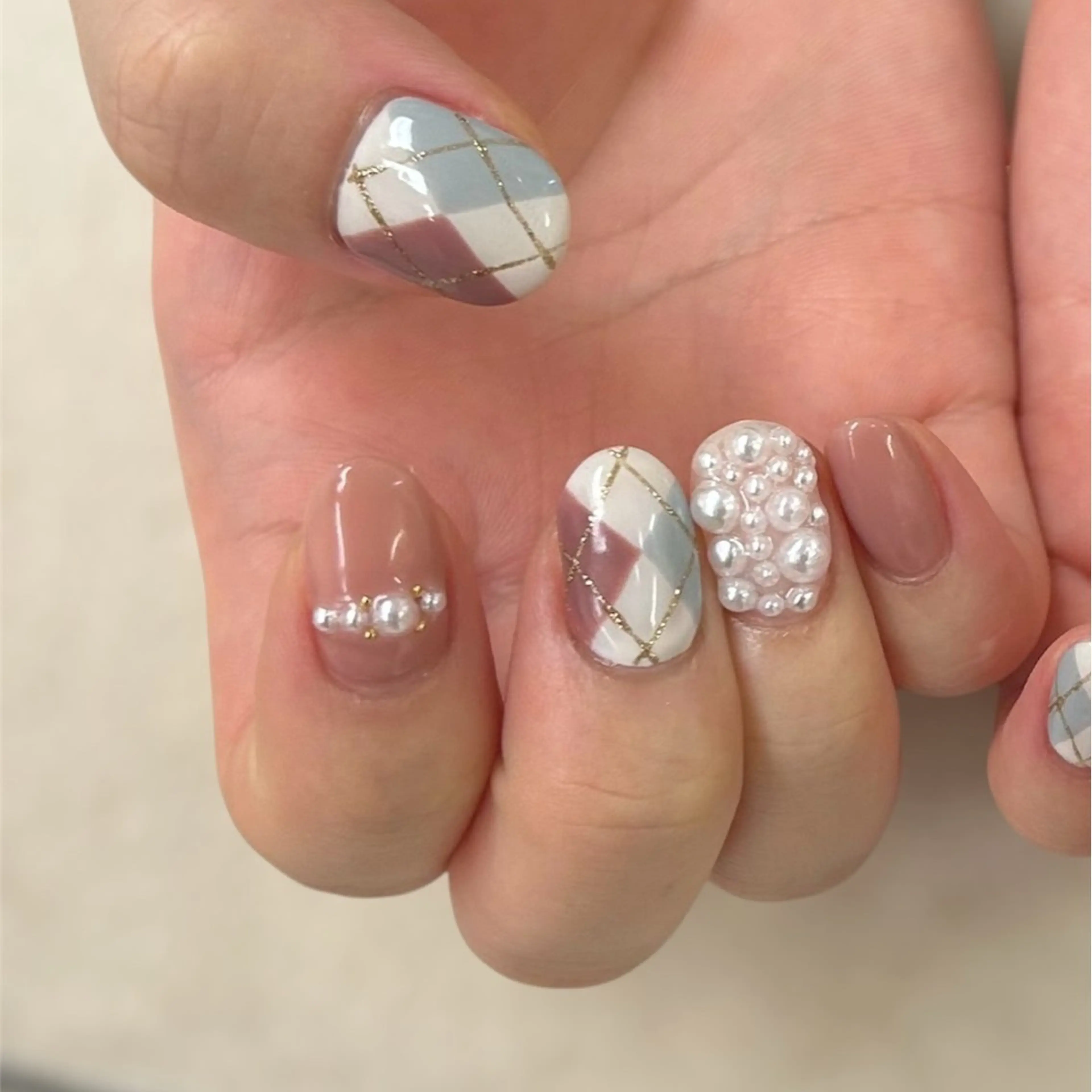 ネイル ハンドネイル アトリエ　ミモザ所属・いまむら あかりのネイルデザイン