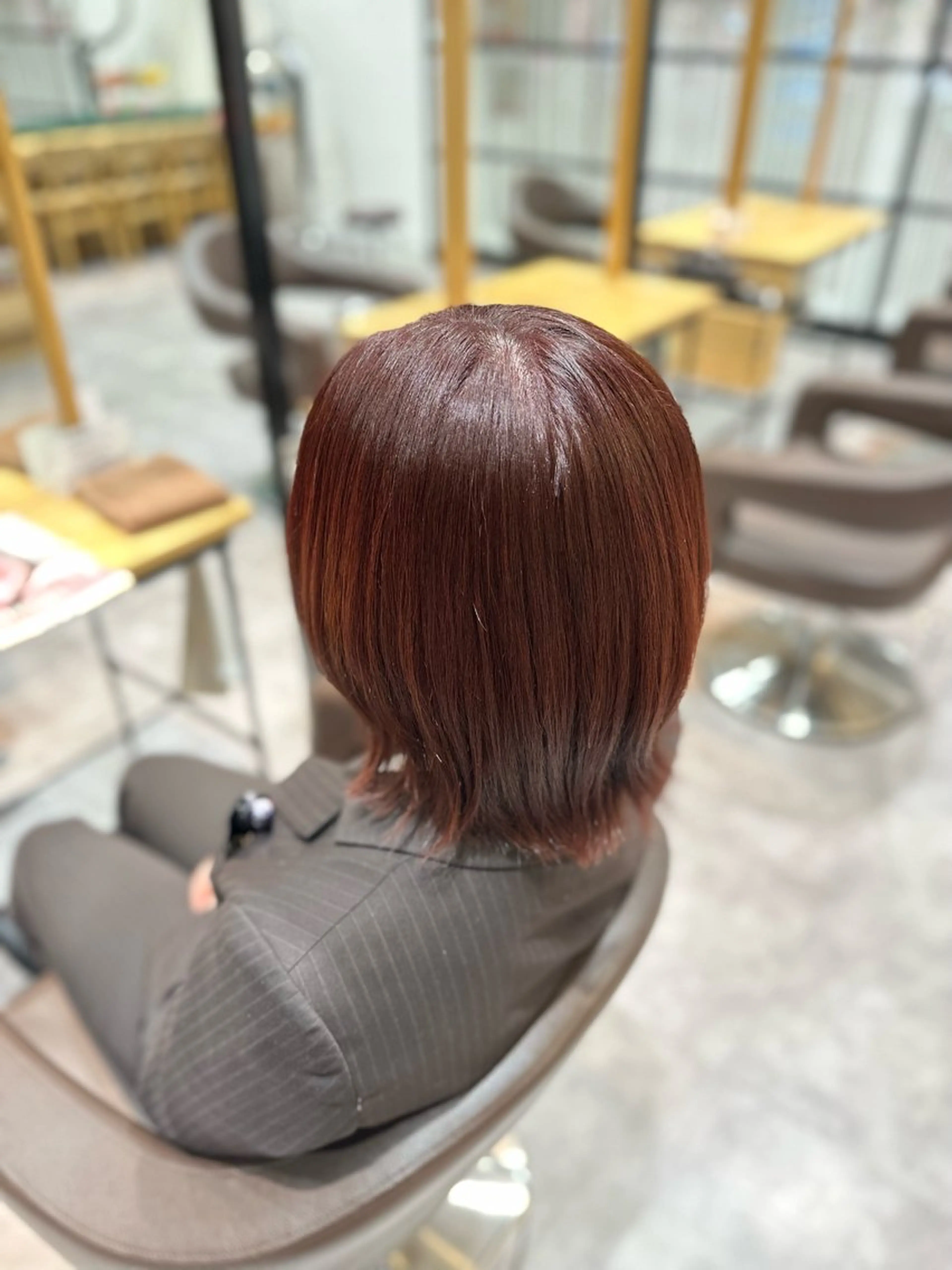 ショート カラー もえ 透明感カラーのヘアスタイル