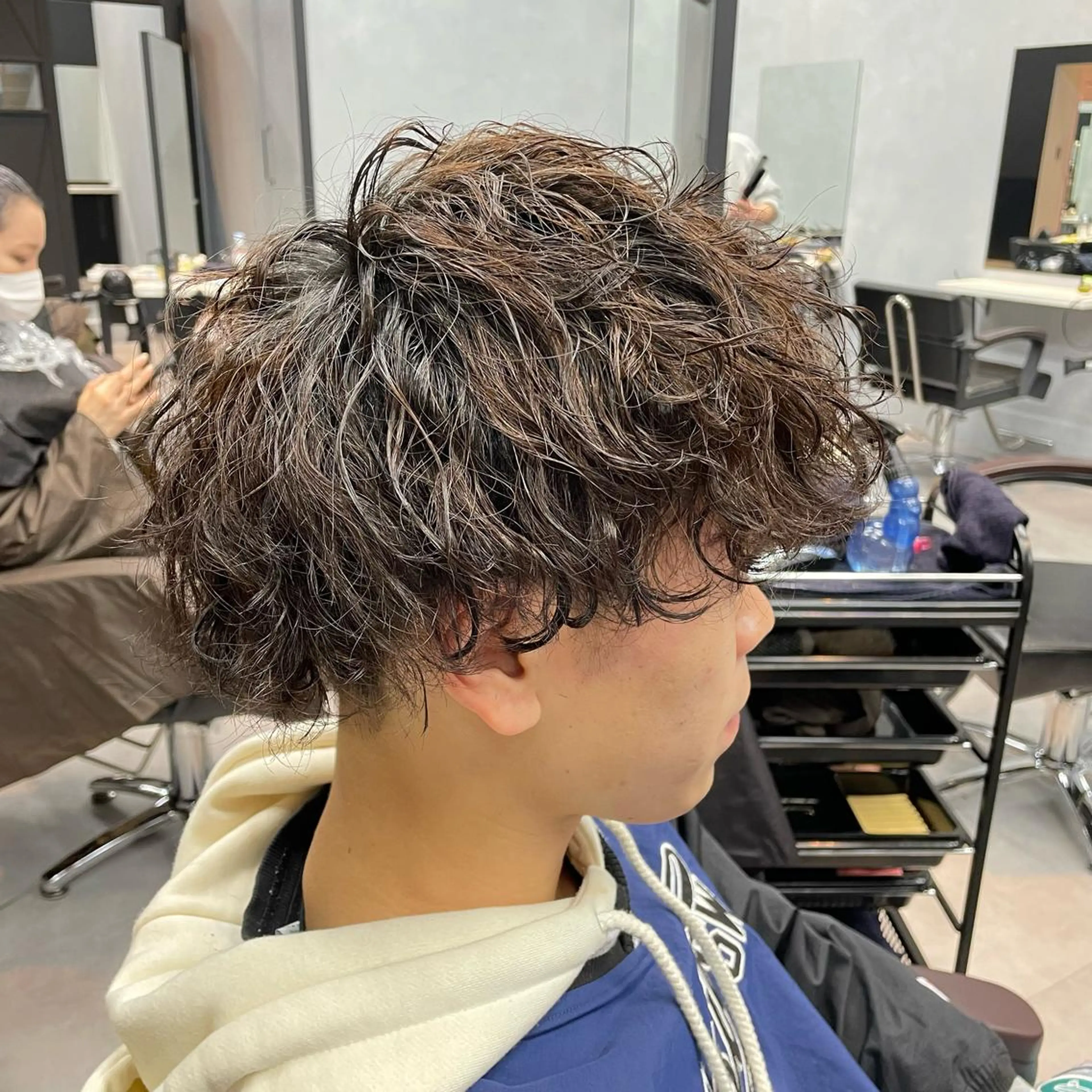 ショート メンズ カット パーマ 🫧艶髪/ブリーチ 🐳honami🫧のヘアスタイル