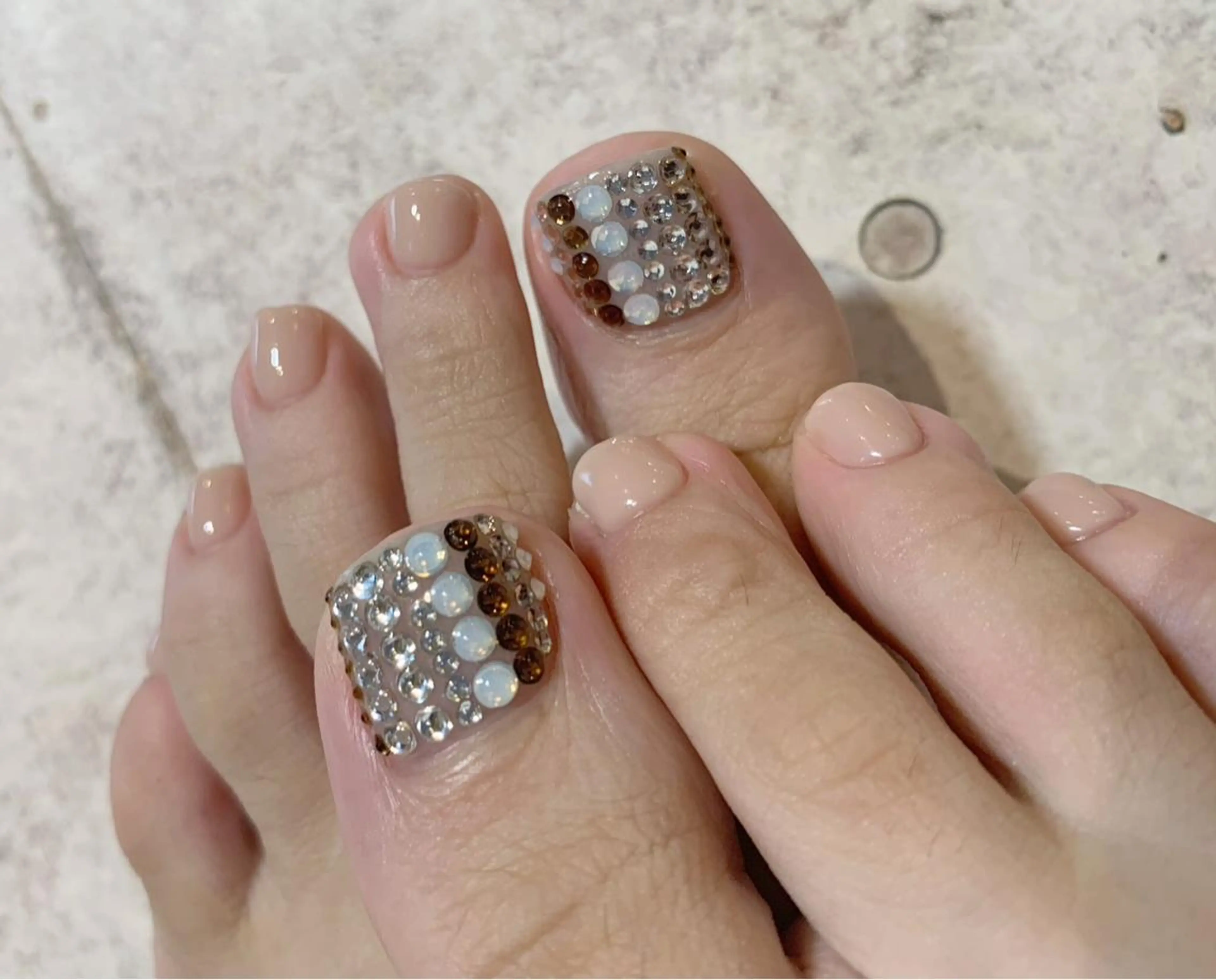 ショート ネイル ストーンネイル -yuu-所属・Lino ﾟのネイルデザイン