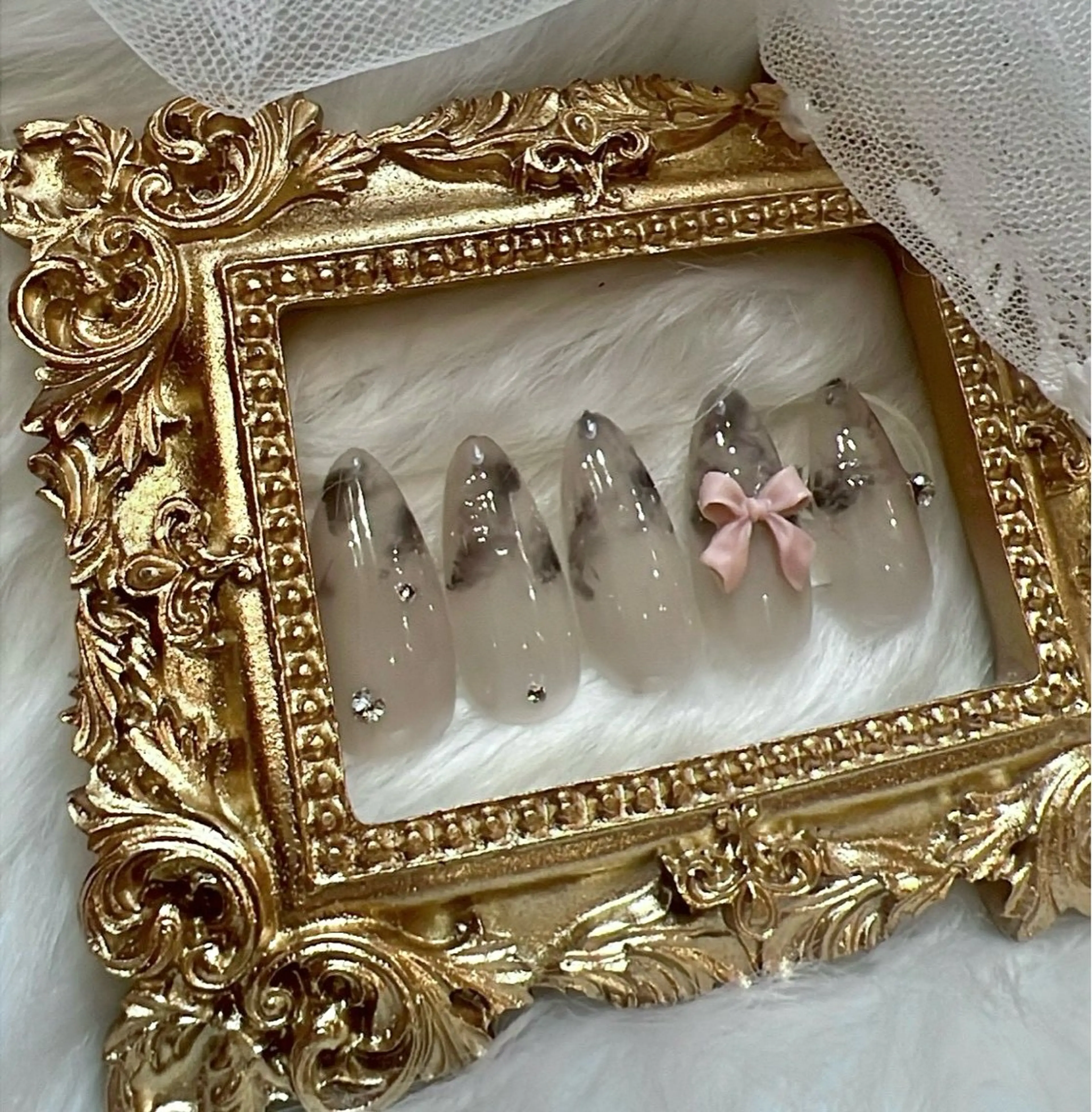 ネイル ハンドネイル LIB VALLA Yuri🍭🖤のネイルデザイン