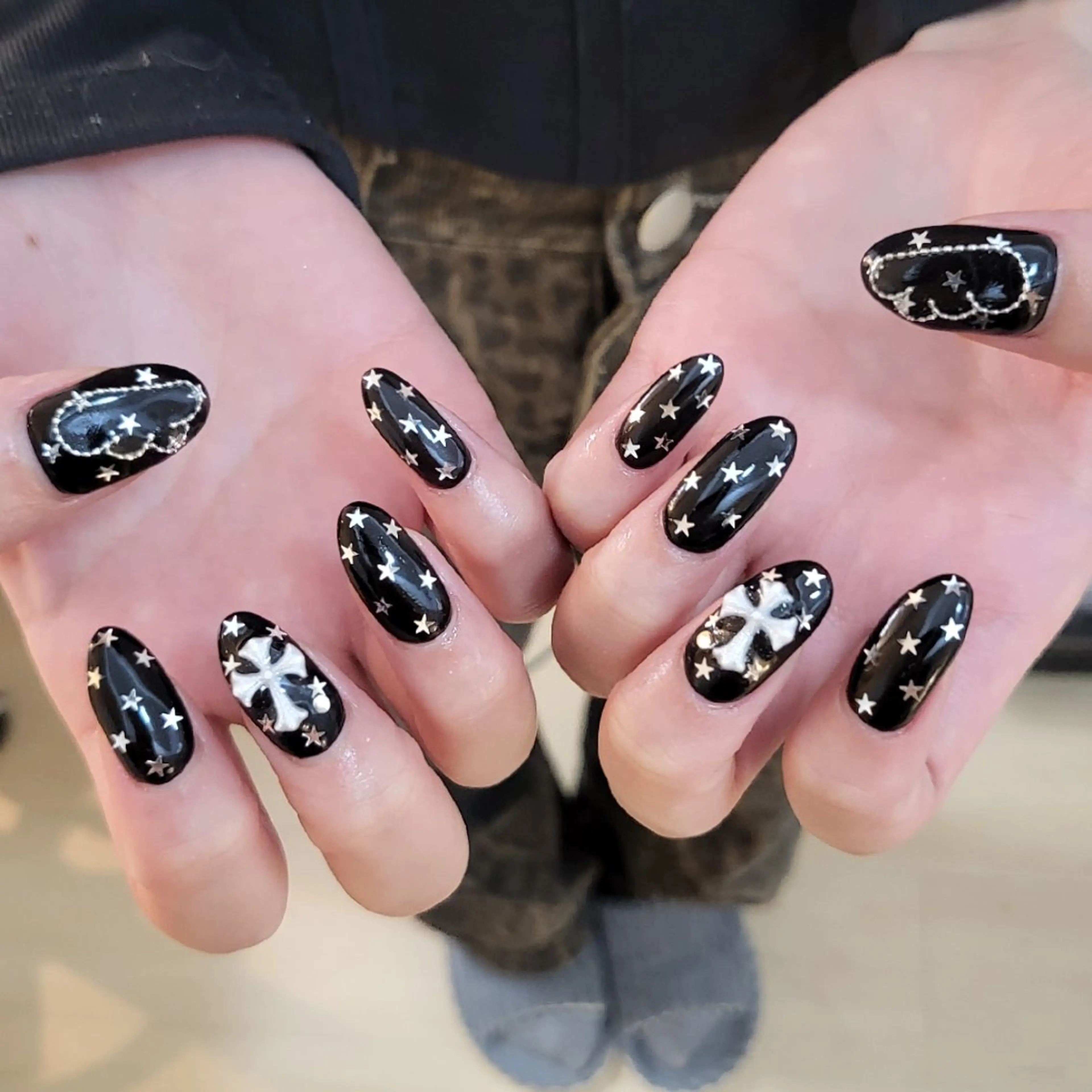 ネイル ハンドネイル フットネイル ハンドケア ease NAIL SALONのネイルデザイン