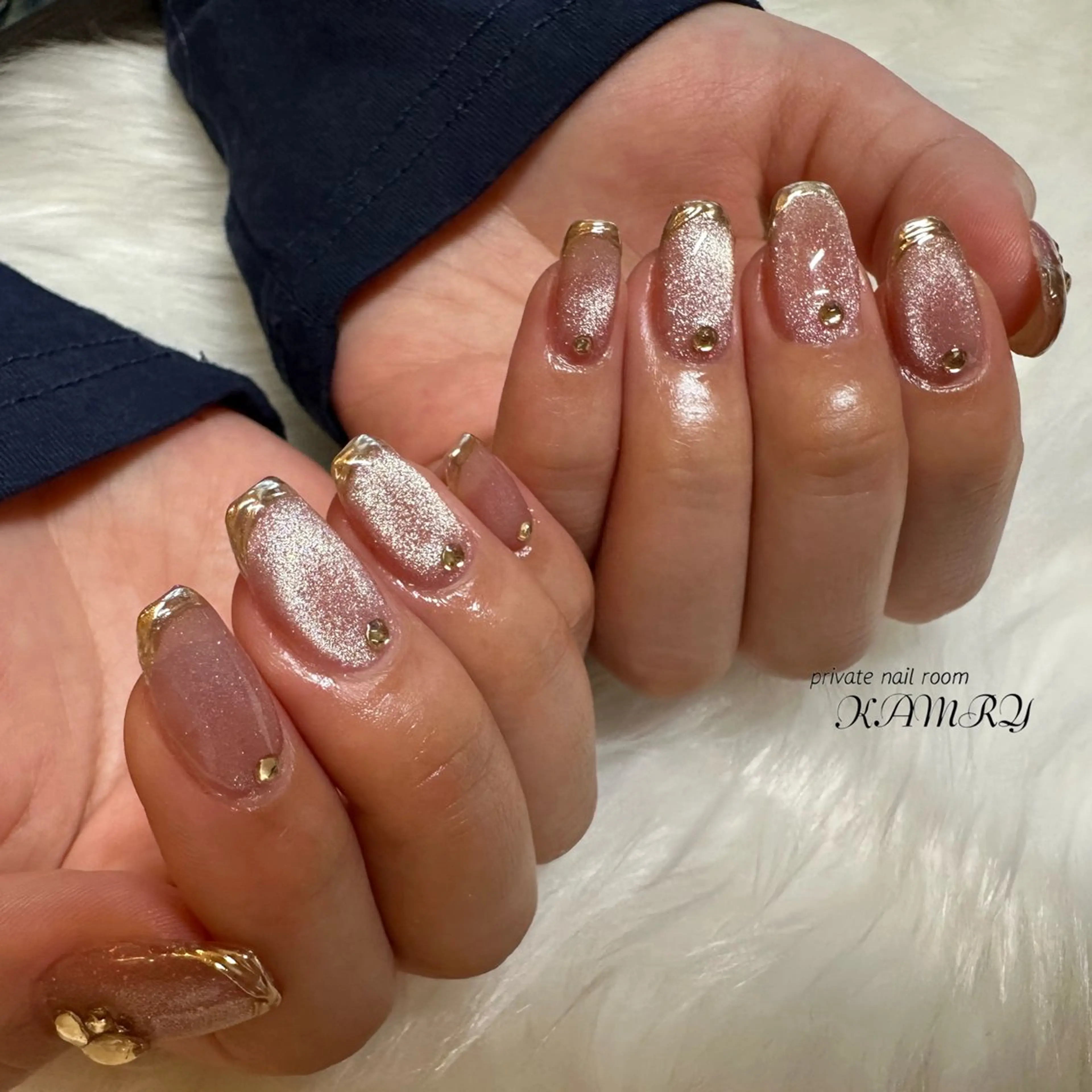 ネイル ミラーネイル ストーンネイル ハンドネイル La ala nailのネイルデザイン