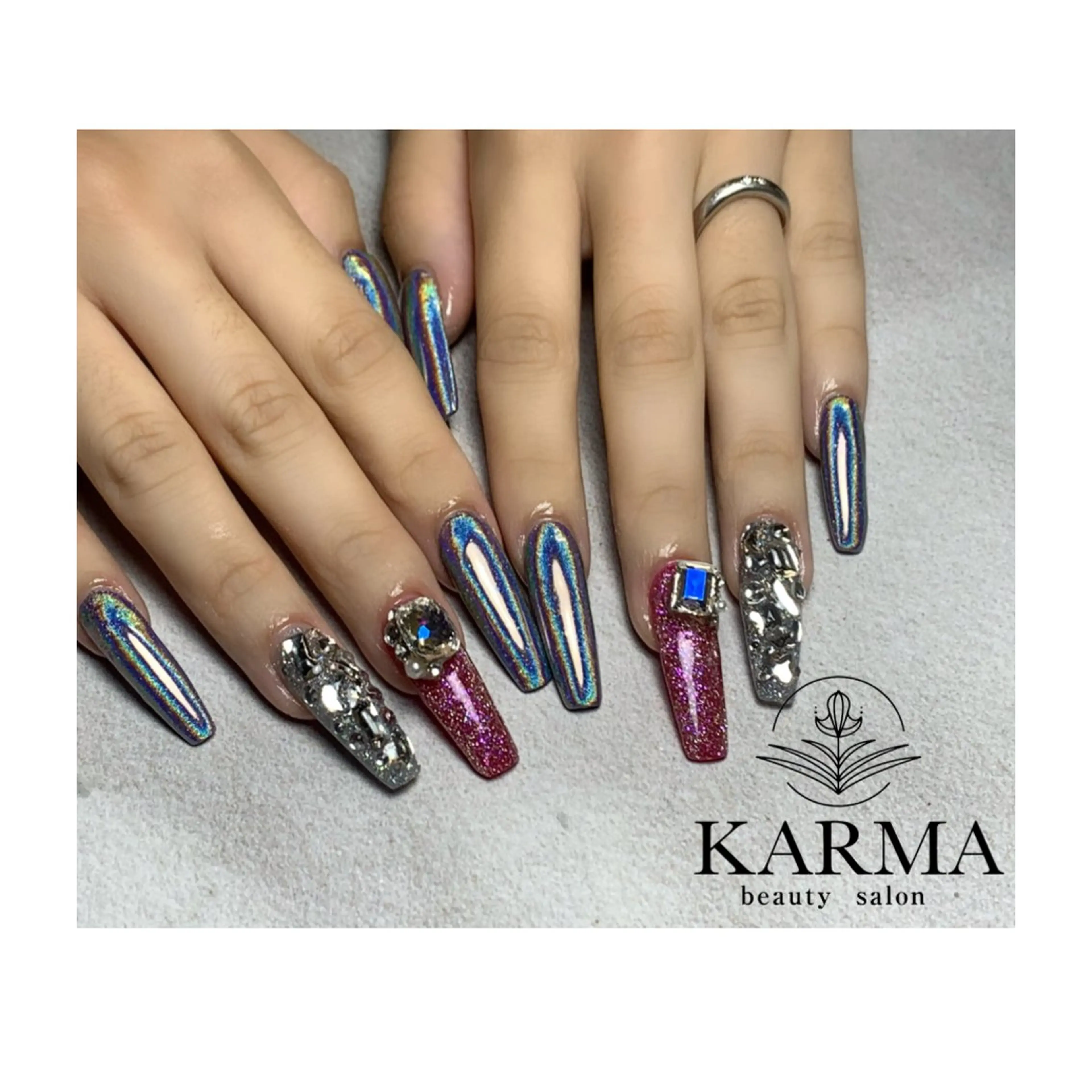ロング ネイル ハンドネイル KARMA salonのネイルデザイン