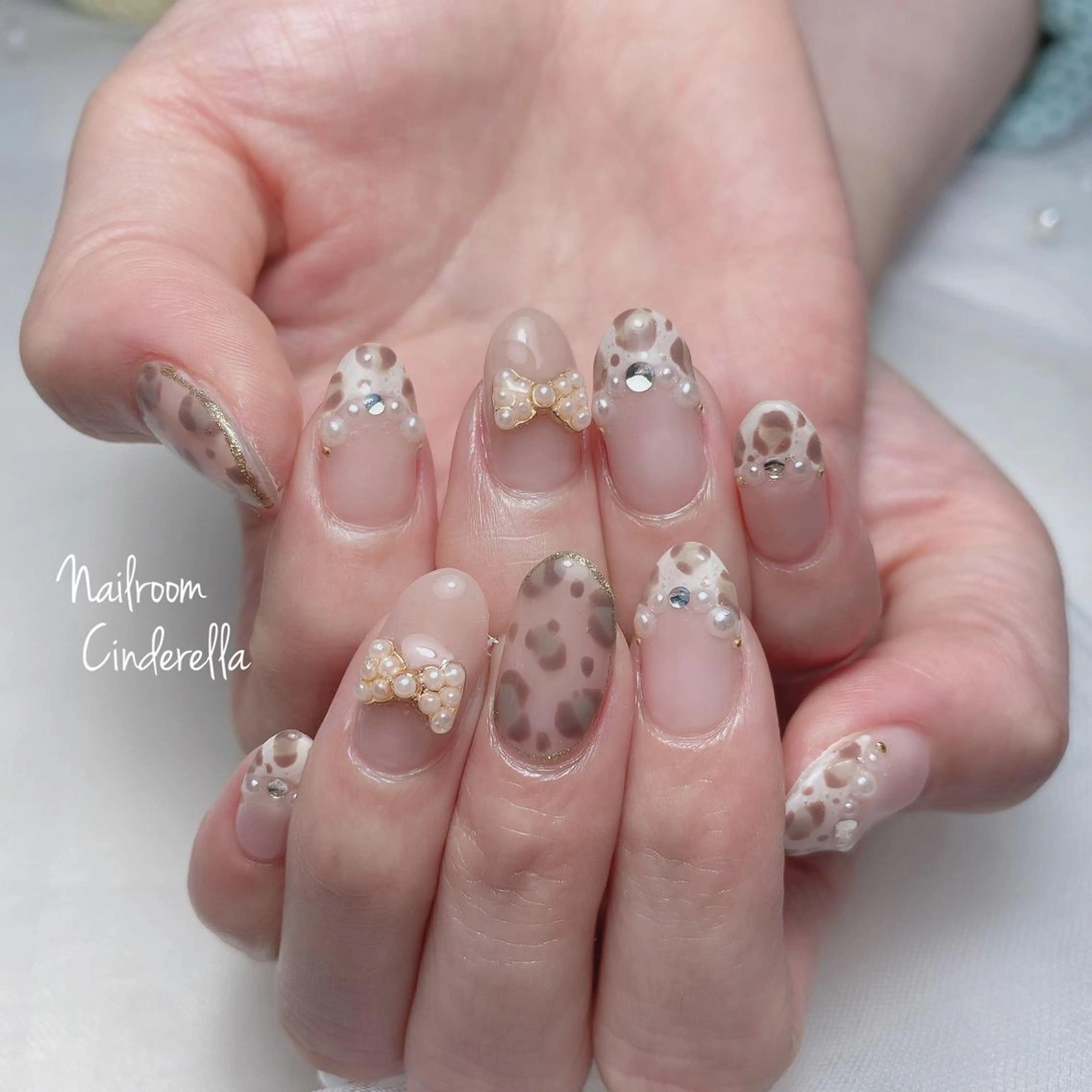 ネイル アニマル柄 フレンチネイル Nailroom. Cinderellaのネイルデザイン