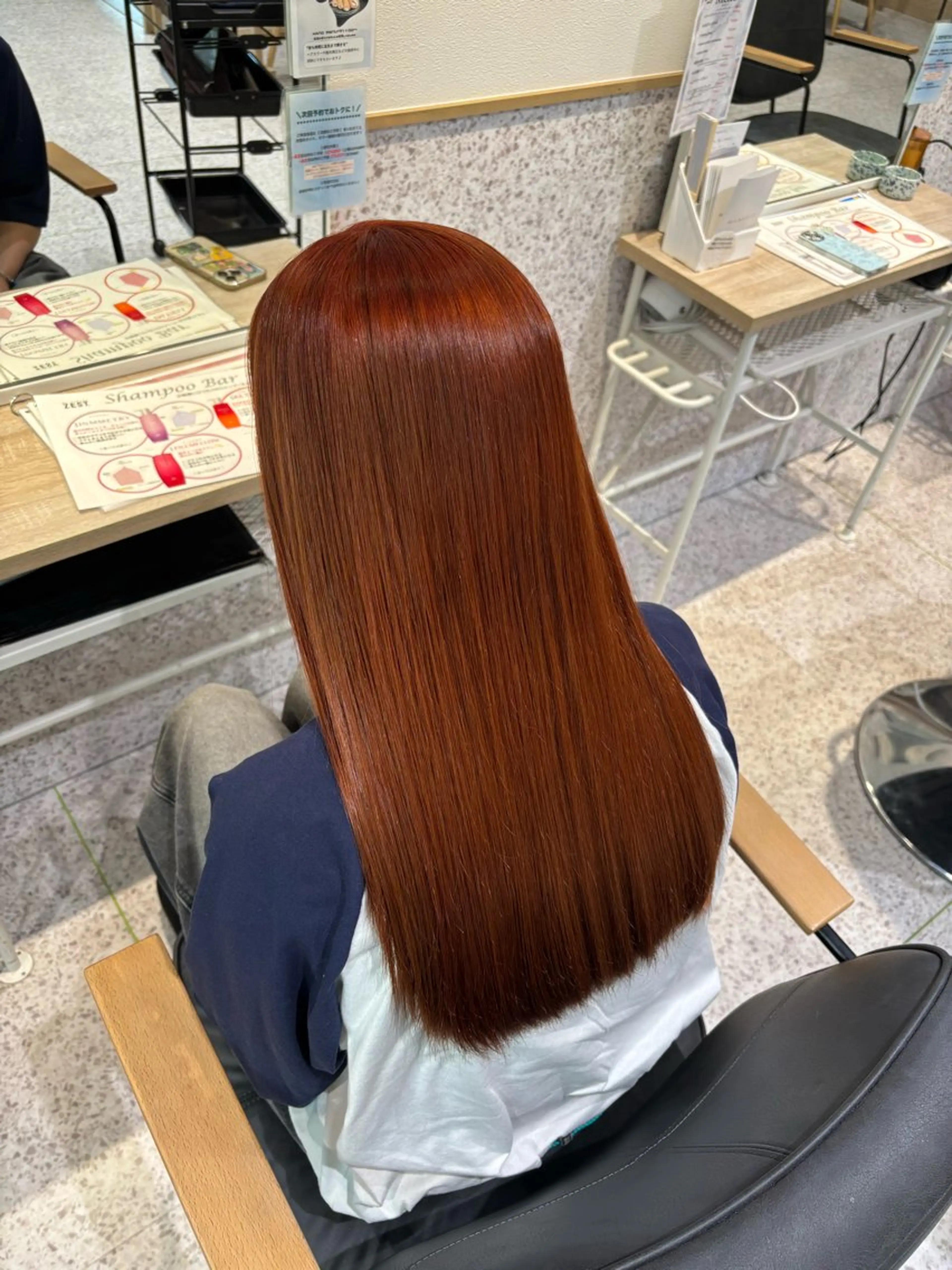 ロング カラー ブリーチ ダブルカラー イヤリングカラー ハイライトカラー ハイトーンカラー ヘアカラー 暖色カラー/ パリジェンヌ💟みくのヘアスタイル