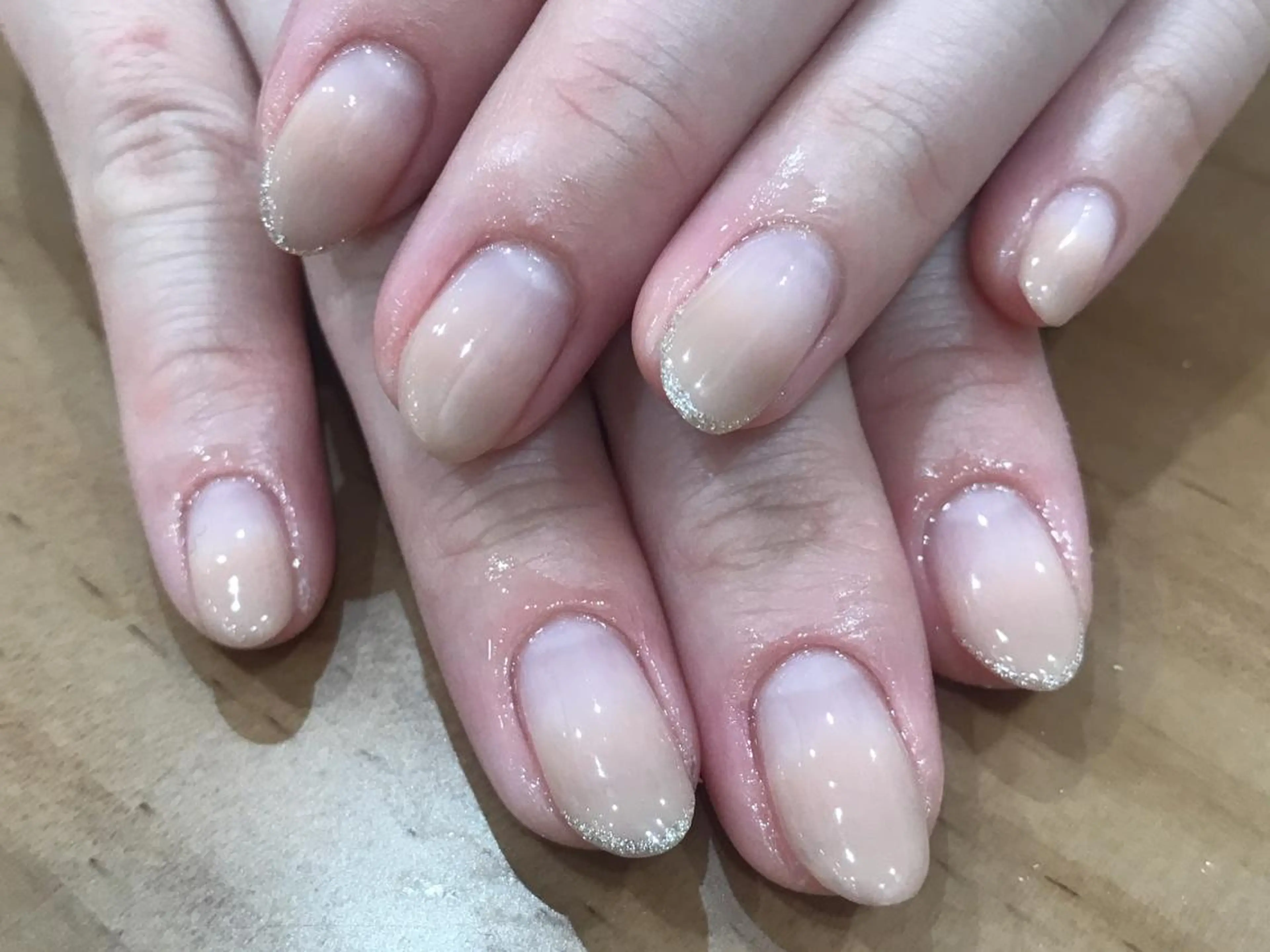 ネイル ブラウン グラデーション ラメ(グリッター) ハンドネイル 中川 愛理のその他イメージ