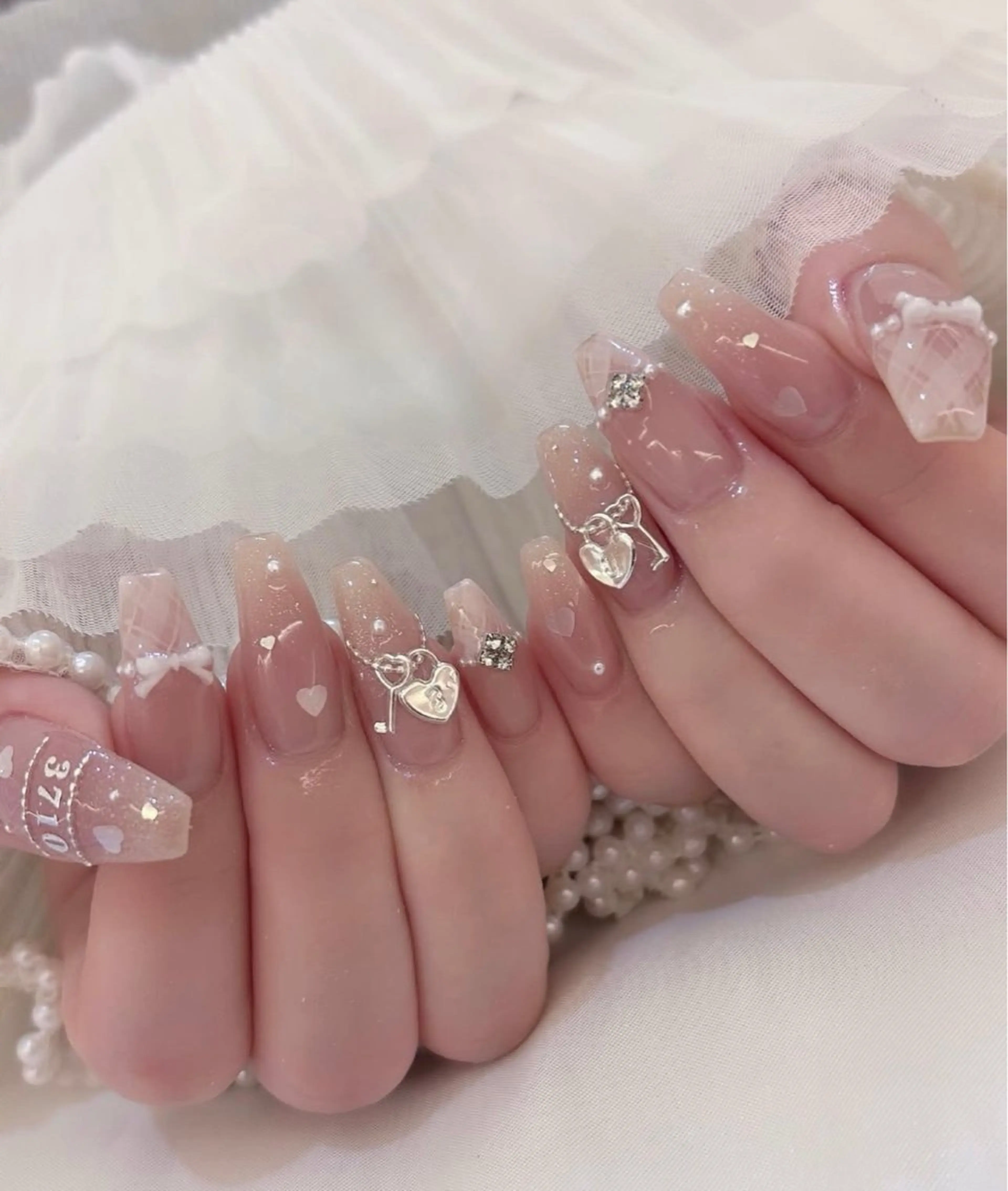 ネイル 長さ出し ネイルチップ Mi nailsのネイルデザイン