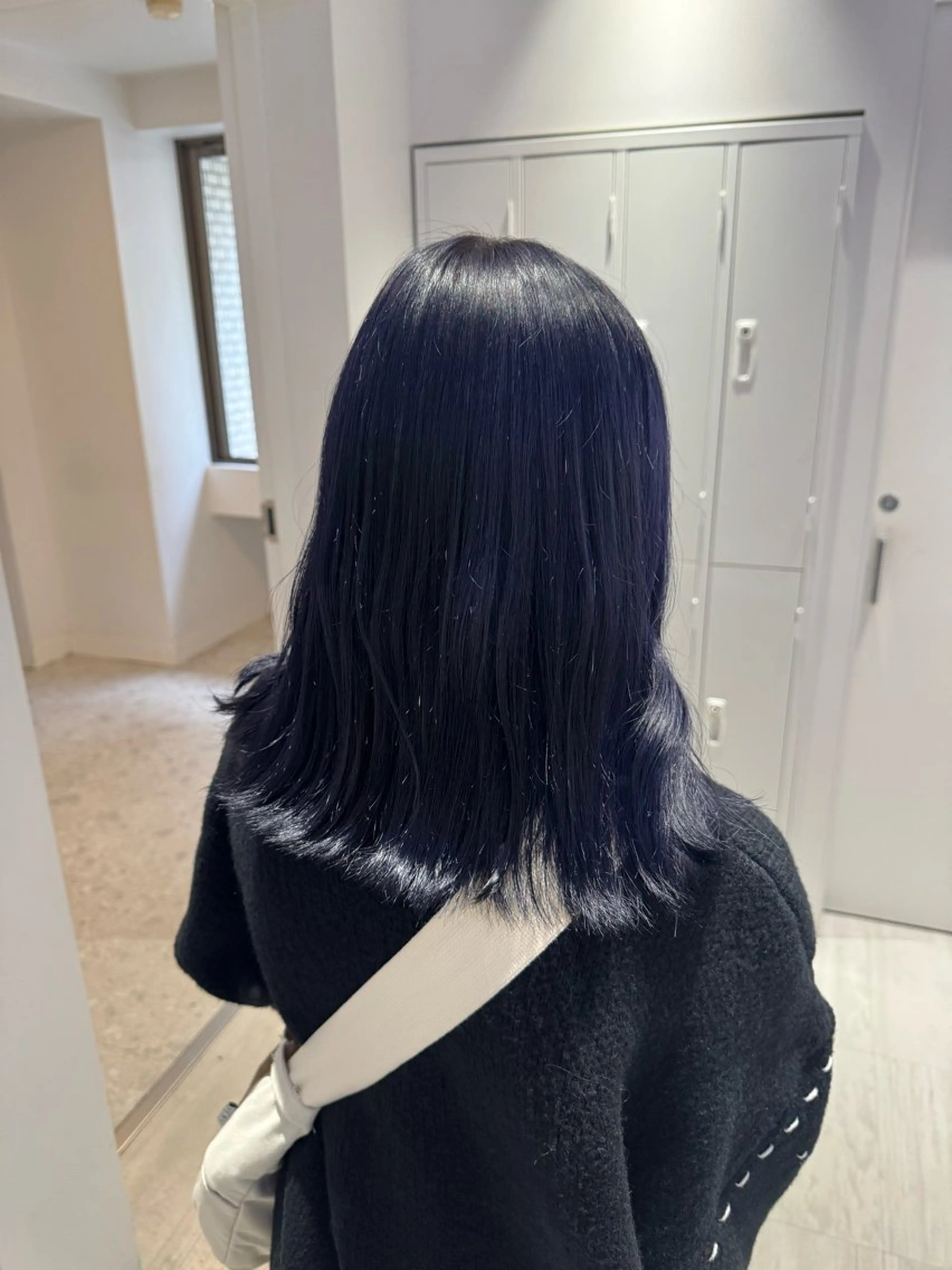 カラー ブリーチ ブルーカラー icon所属・Ami / icon博多のヘアスタイル