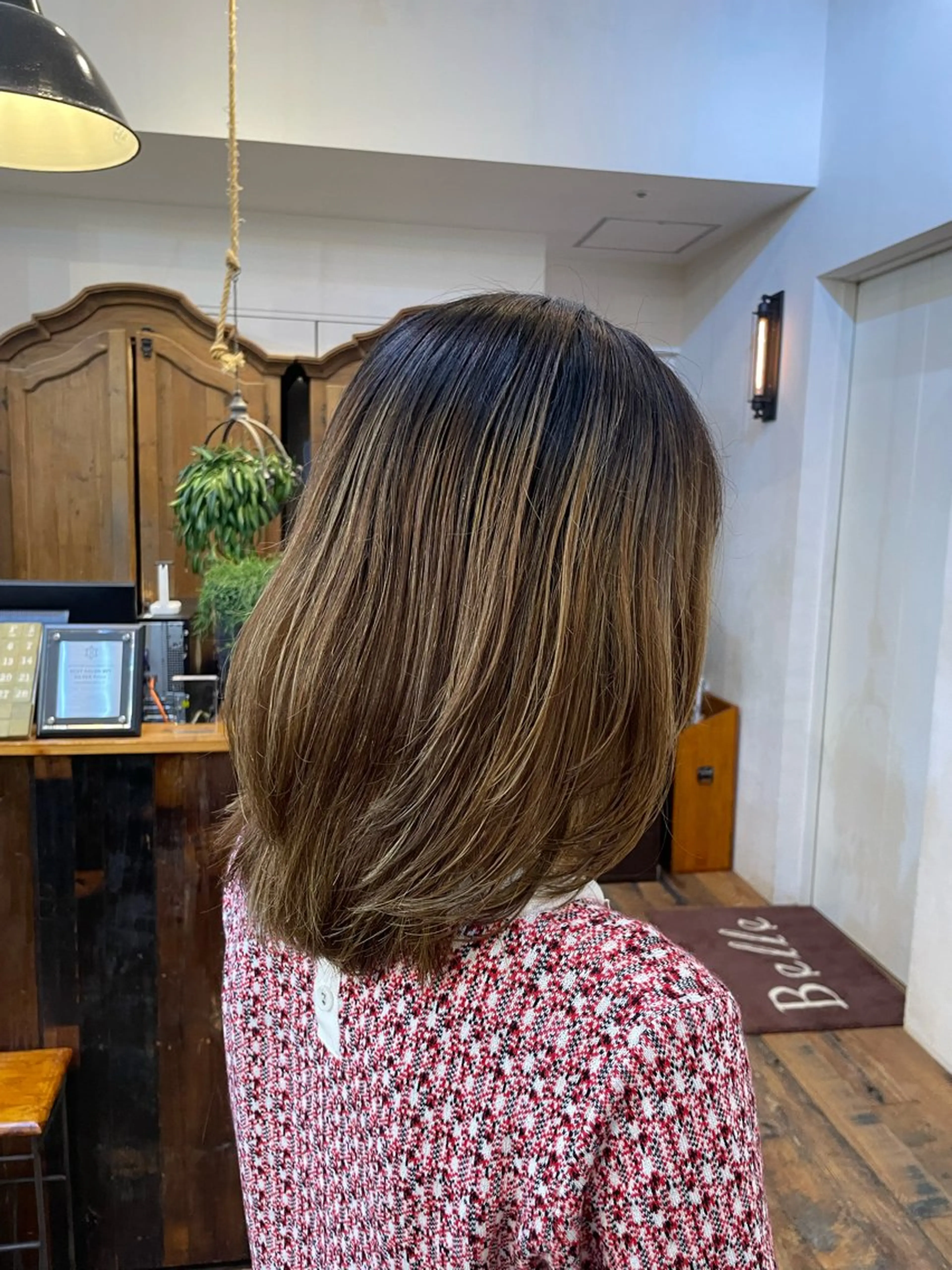 ミディアム ミディアムレイヤー レイヤーカット 似合わせカット‪// 鶴我万唯華のヘアスタイル