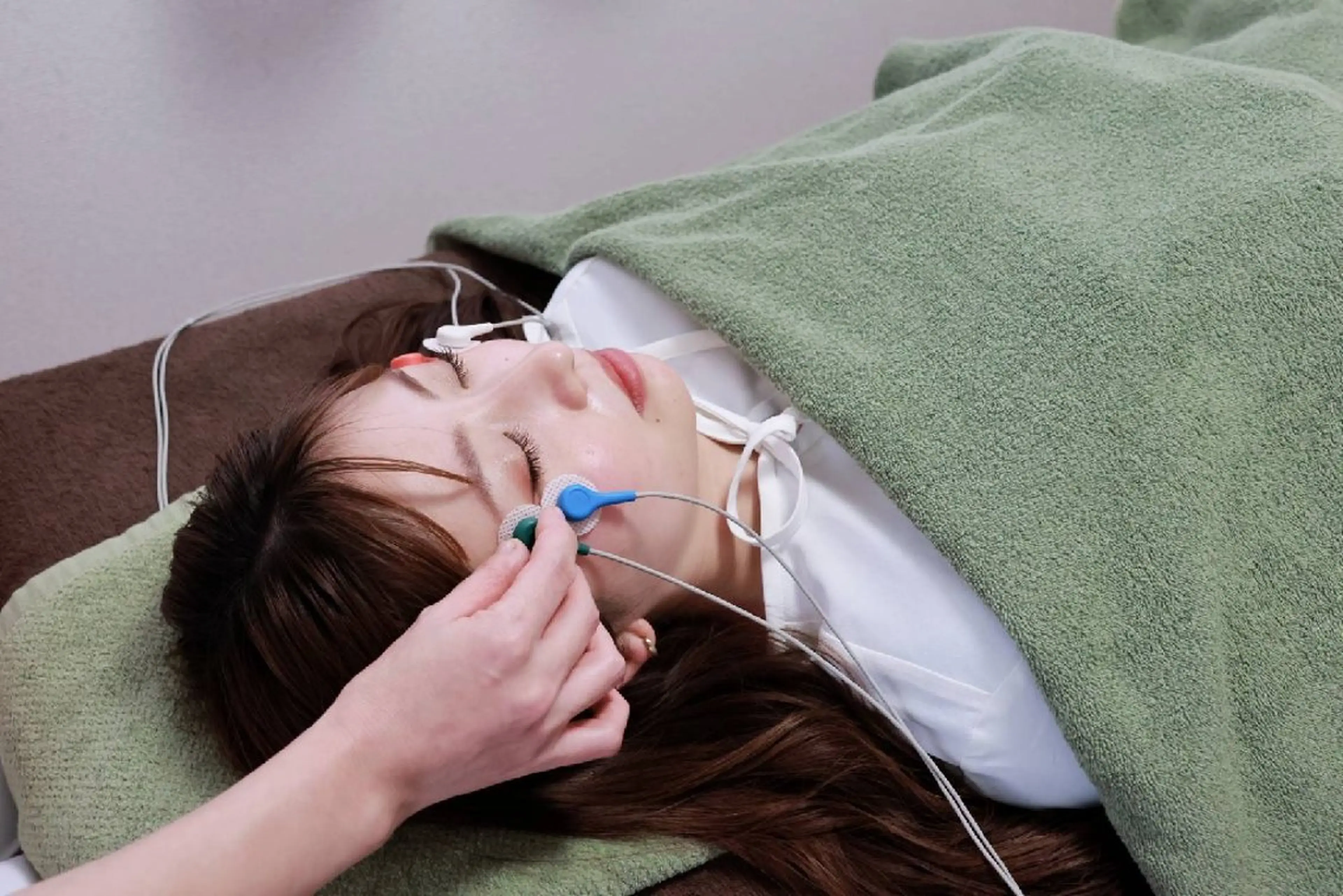 ✨初回価格✨「眼の低周波(特許取得)＋高濃度水素吸入＋眼の整体」の写真