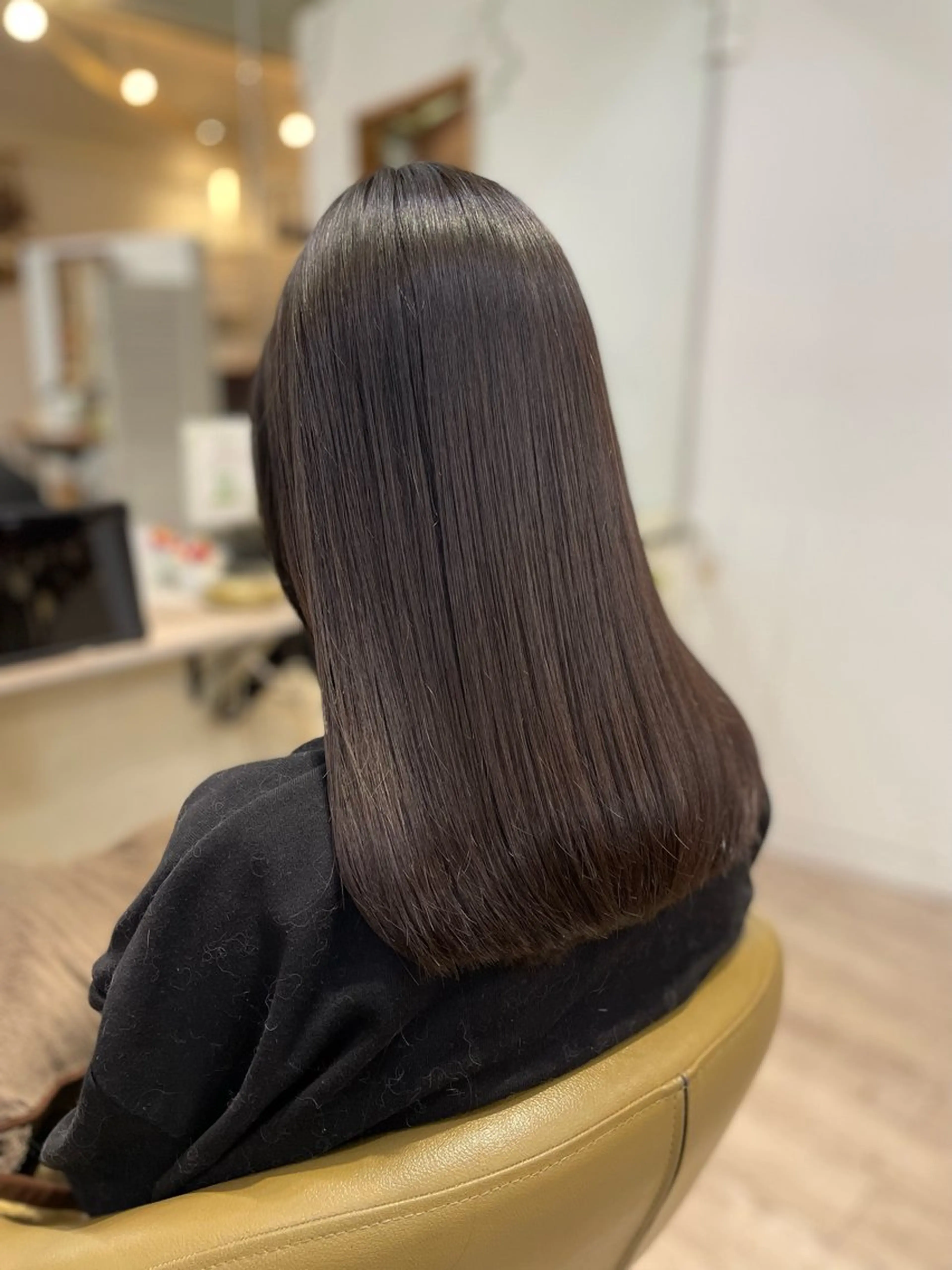 セミロング トリートメント 茅野 あゆ美のヘアスタイル