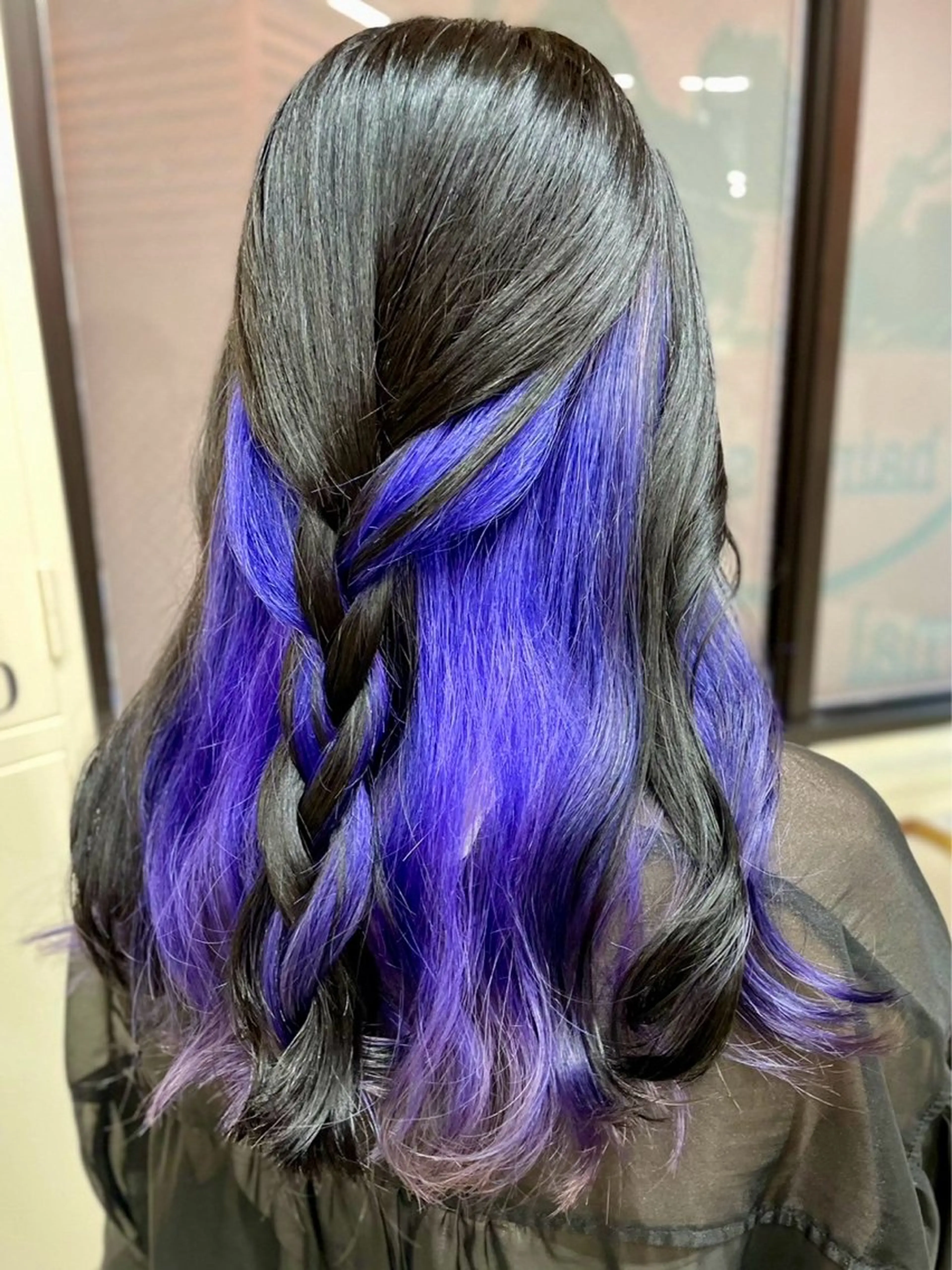 カラー 八馬 那由多のヘアスタイル
