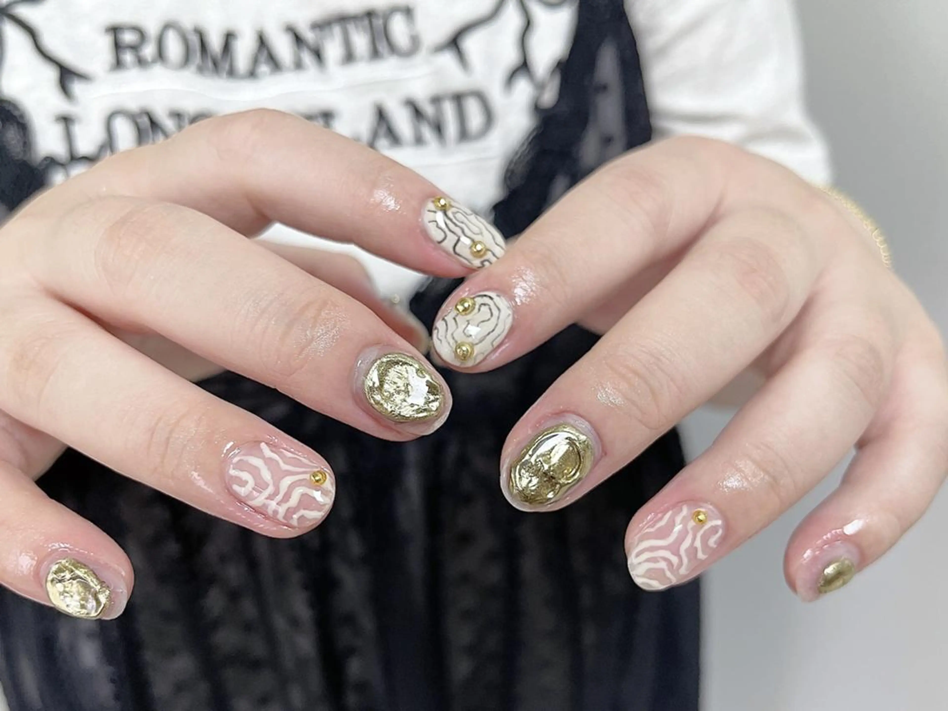 ネイル 🦋y y Nail 🤍のネイルデザイン