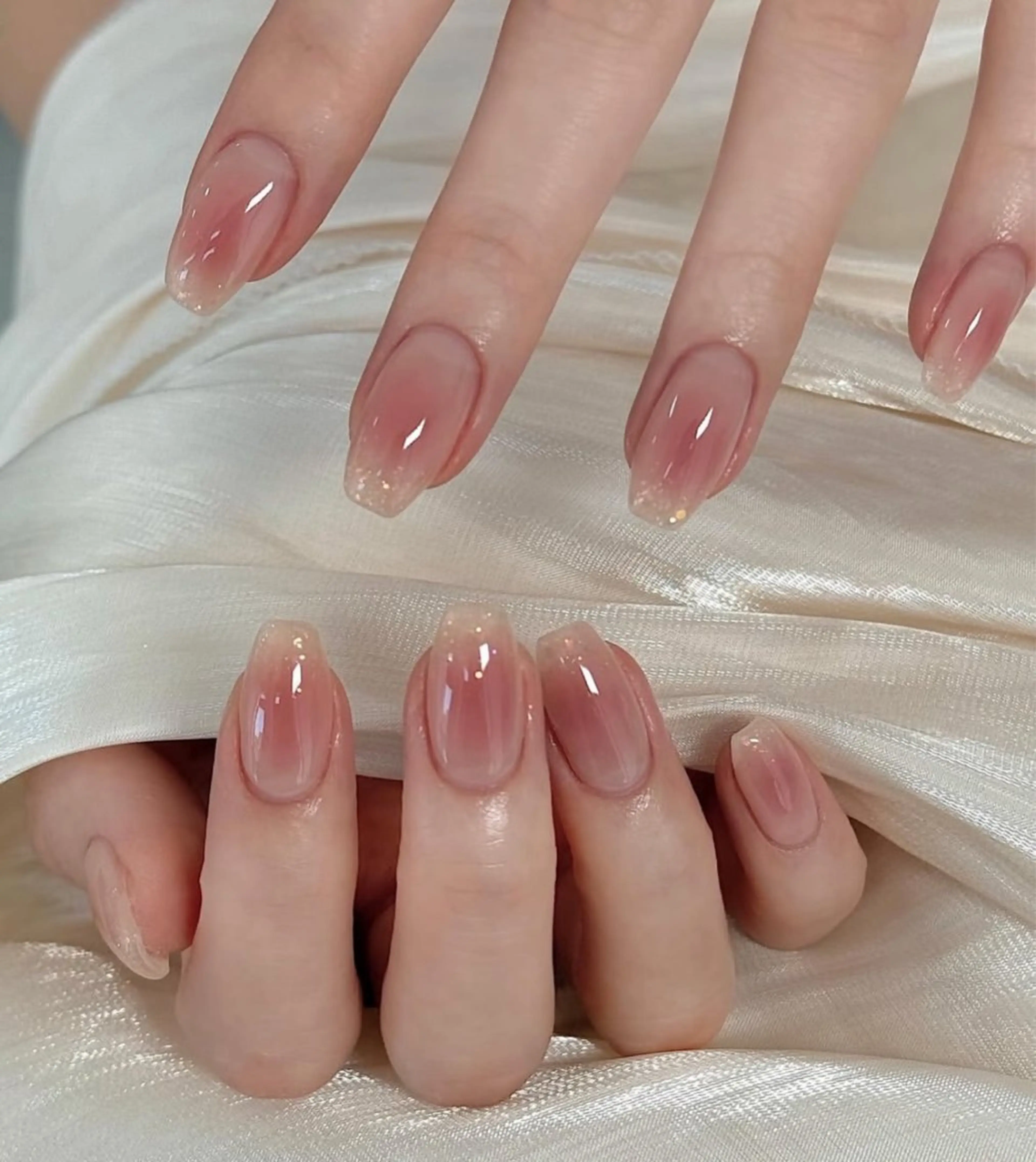 ネイル ニュアンスネイル オフィスネイル ワンカラーネイル シンプルネイル ワンホンネイル ハンドネイル ハンドケア Sun Nail 池袋のエステ・リラクイメージ