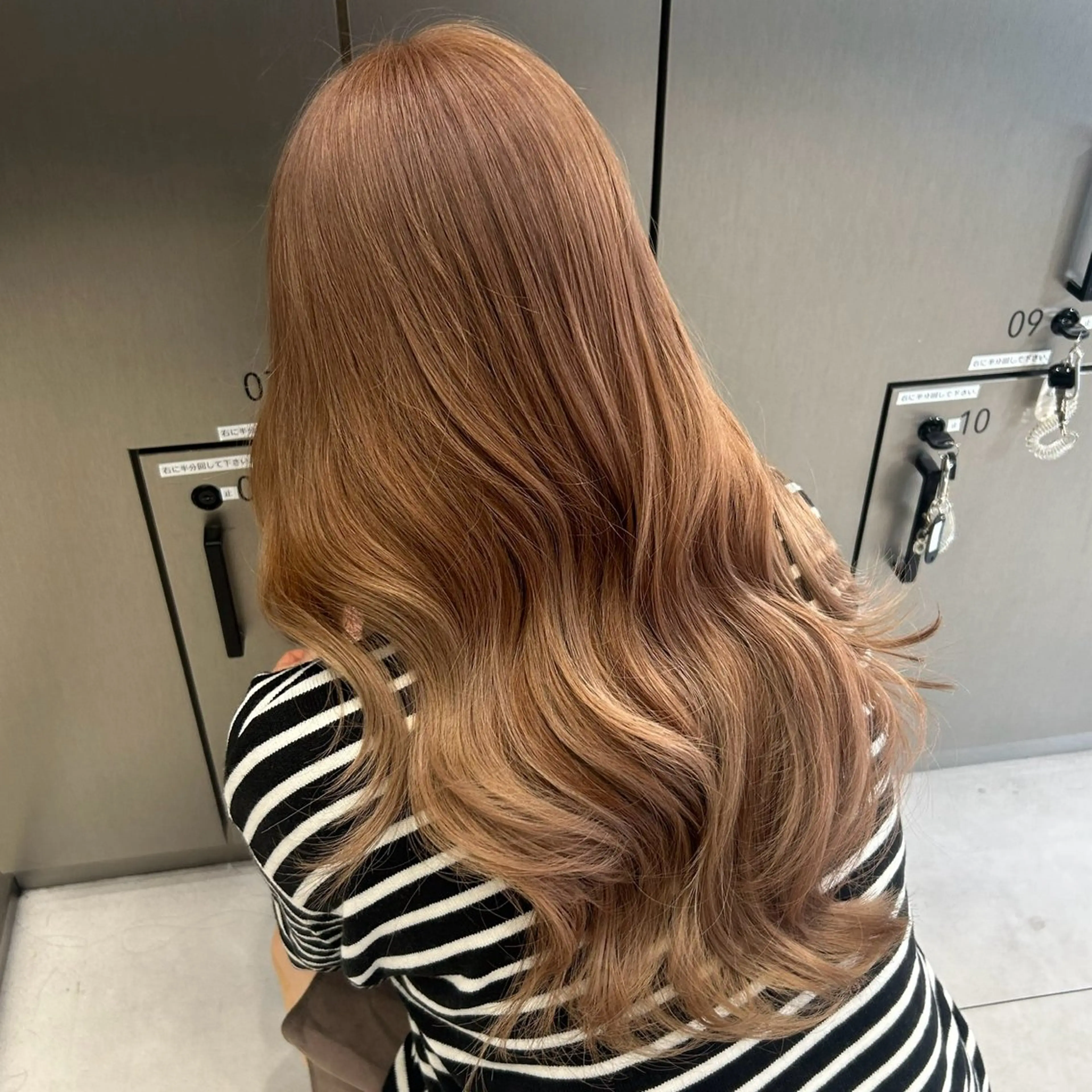 ロング カット ヘアカラー トリートメント 大人レイヤー/艶髪 🇺🇸TOMONAのヘアスタイル