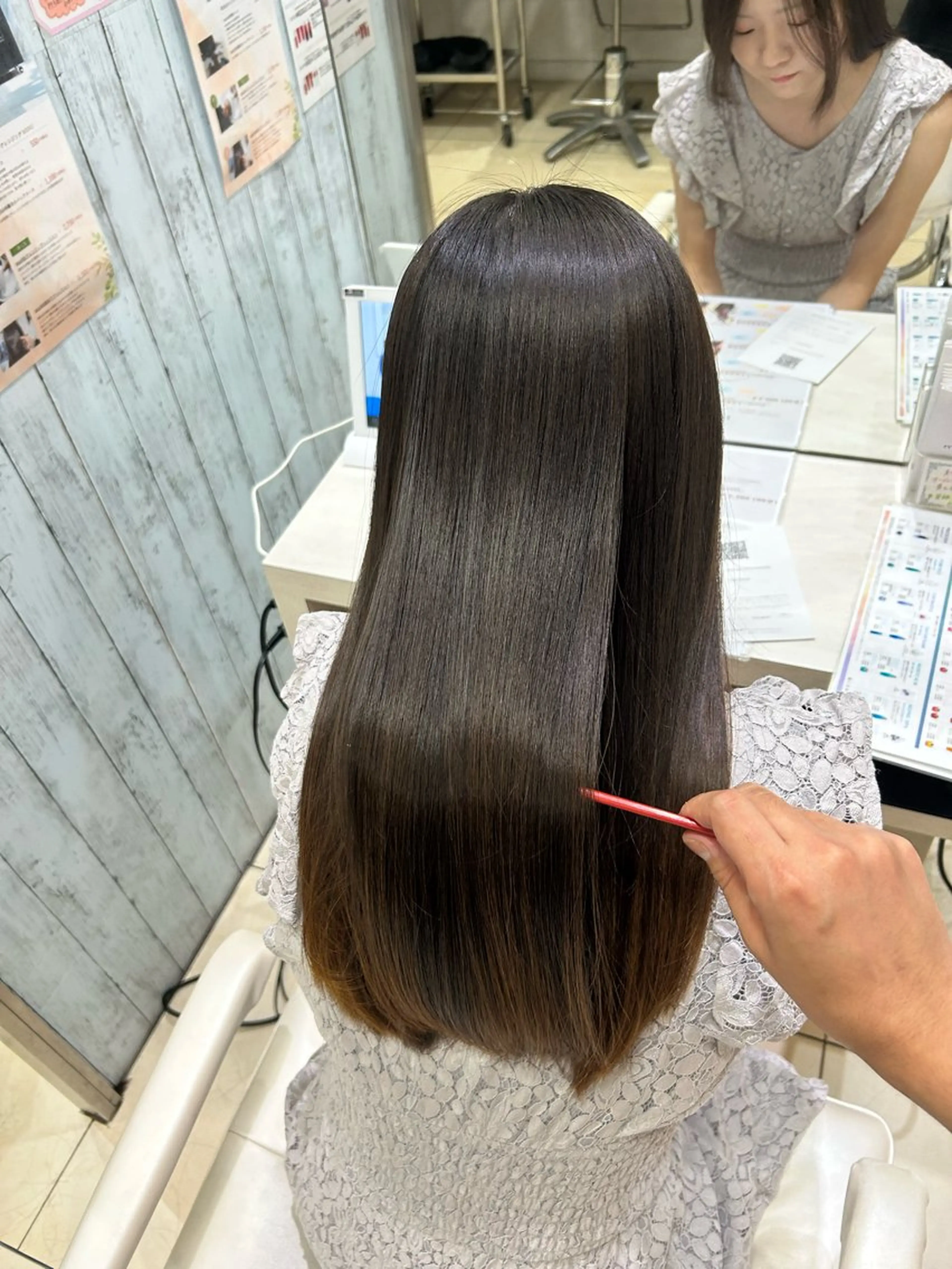 ロング カット 縮毛矯正 トリートメント 艶髪の神様 瀧田嵐士🇰🇷のヘアスタイル