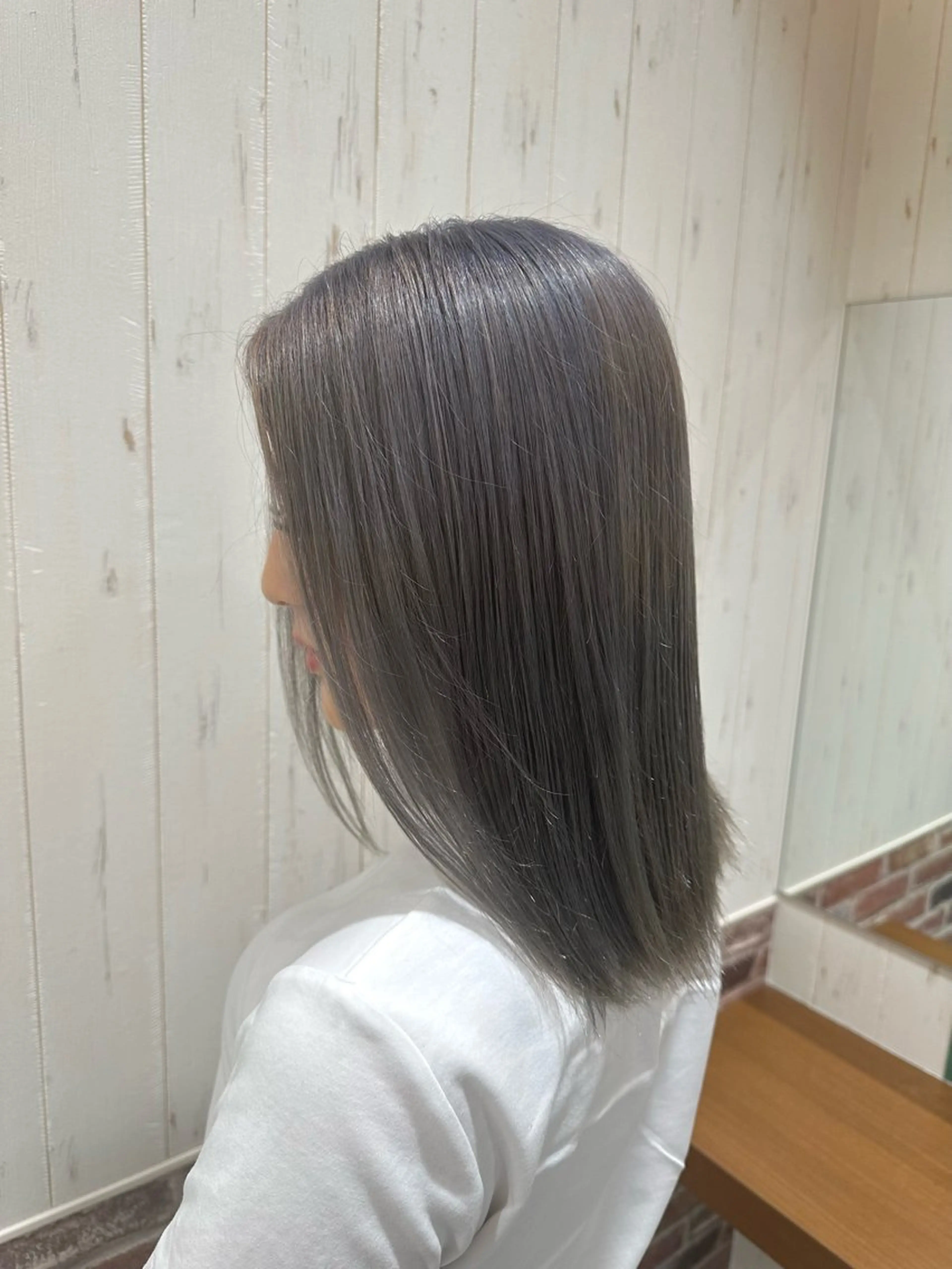 ミディアム ボブ 髪質改善 レイヤーカット hair salon FAN所属・FANスタイリスト Ⓜ️EIのヘアスタイル
