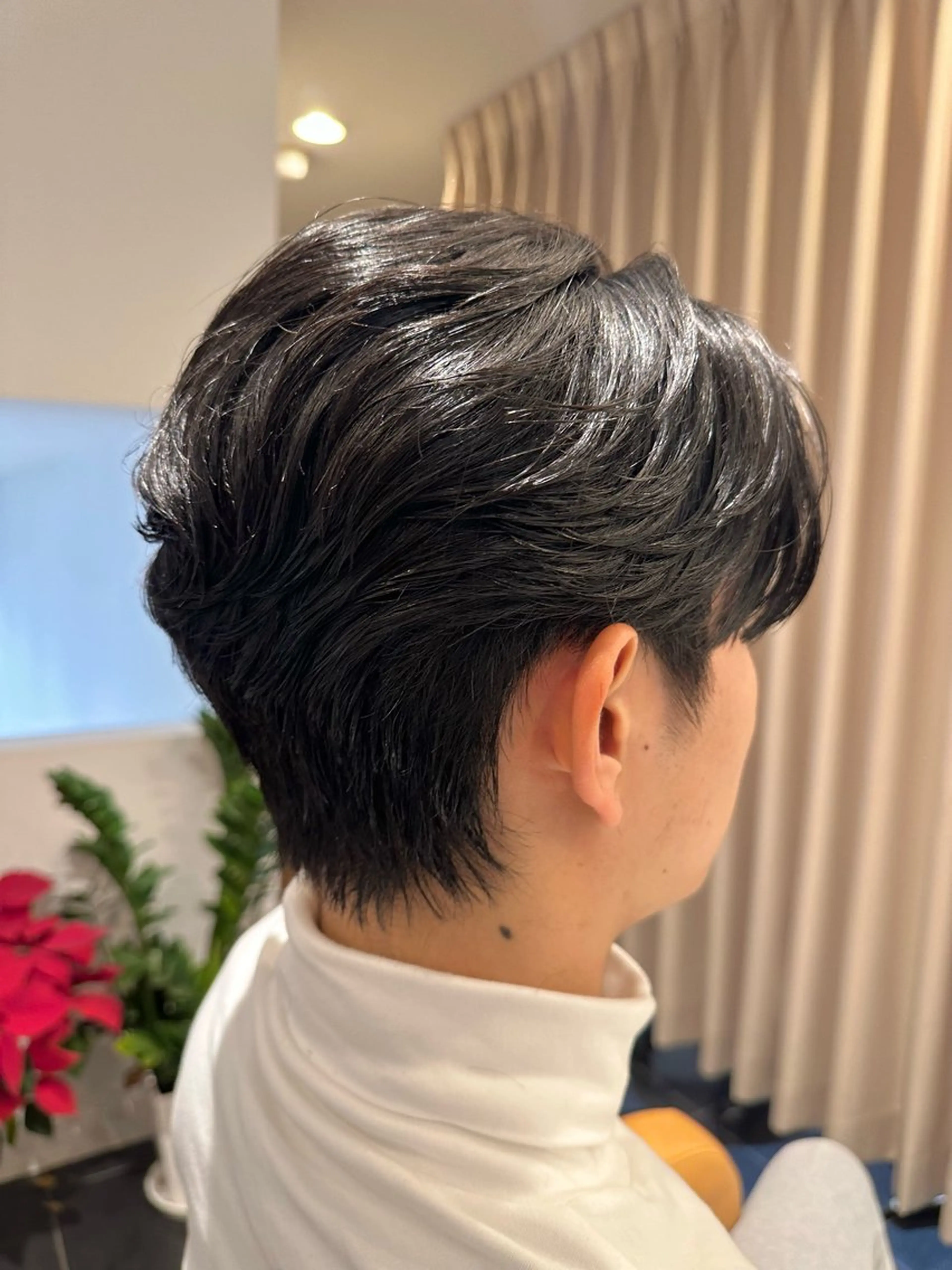 ショート メンズ センターパート フェードカット メンズ韓国風 マッシュ メンズパーマ カット peakshair所属・北堀江メンズパーマ 特化◎下村悠人のヘアスタイル