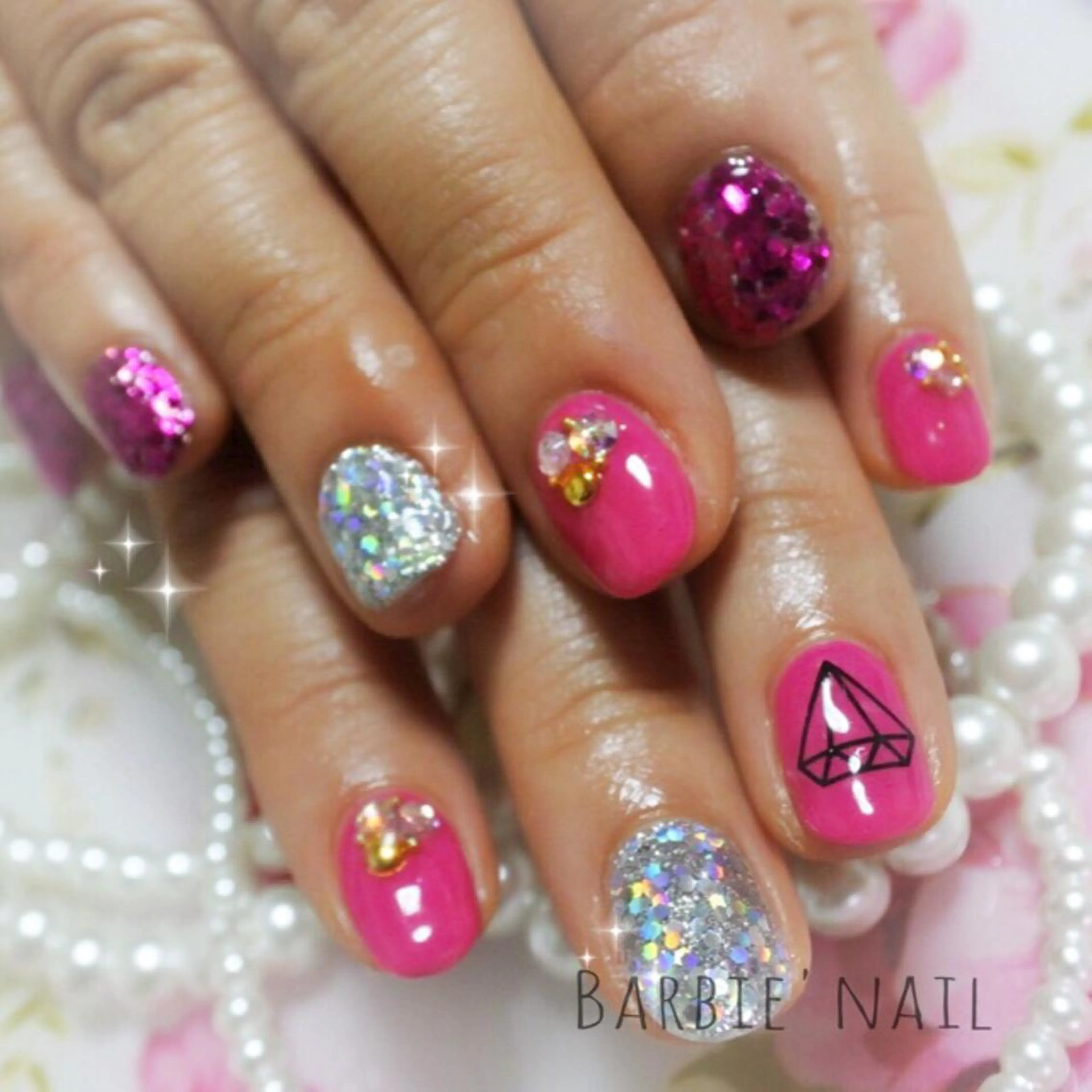 ネイル キラキラネイル ピンク シルバー 春ネイル 夏ネイル 27salon yuinaのネイルデザイン