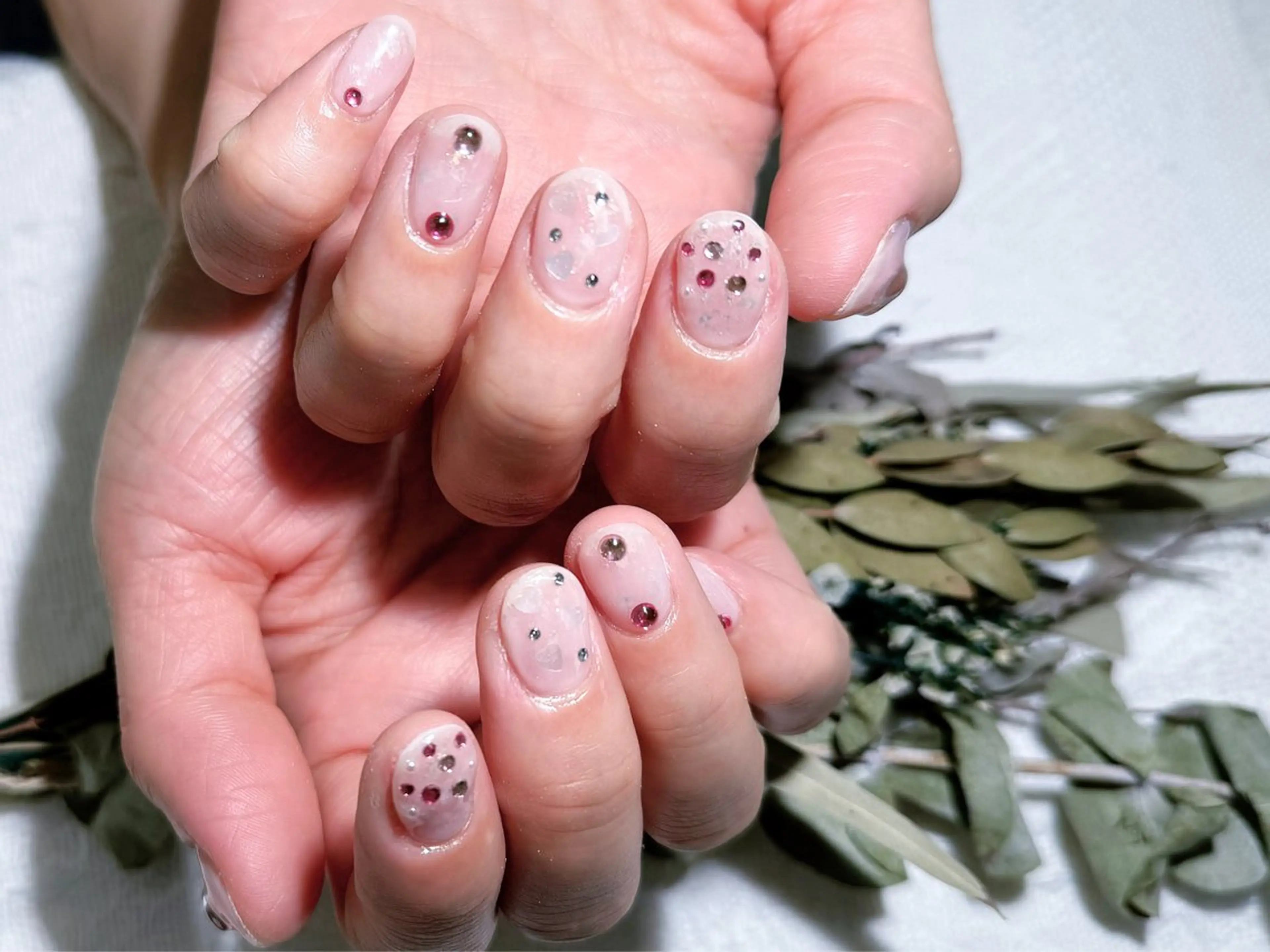 ネイル TOUTOU所属・TOUTOU. Yuriのネイルデザイン