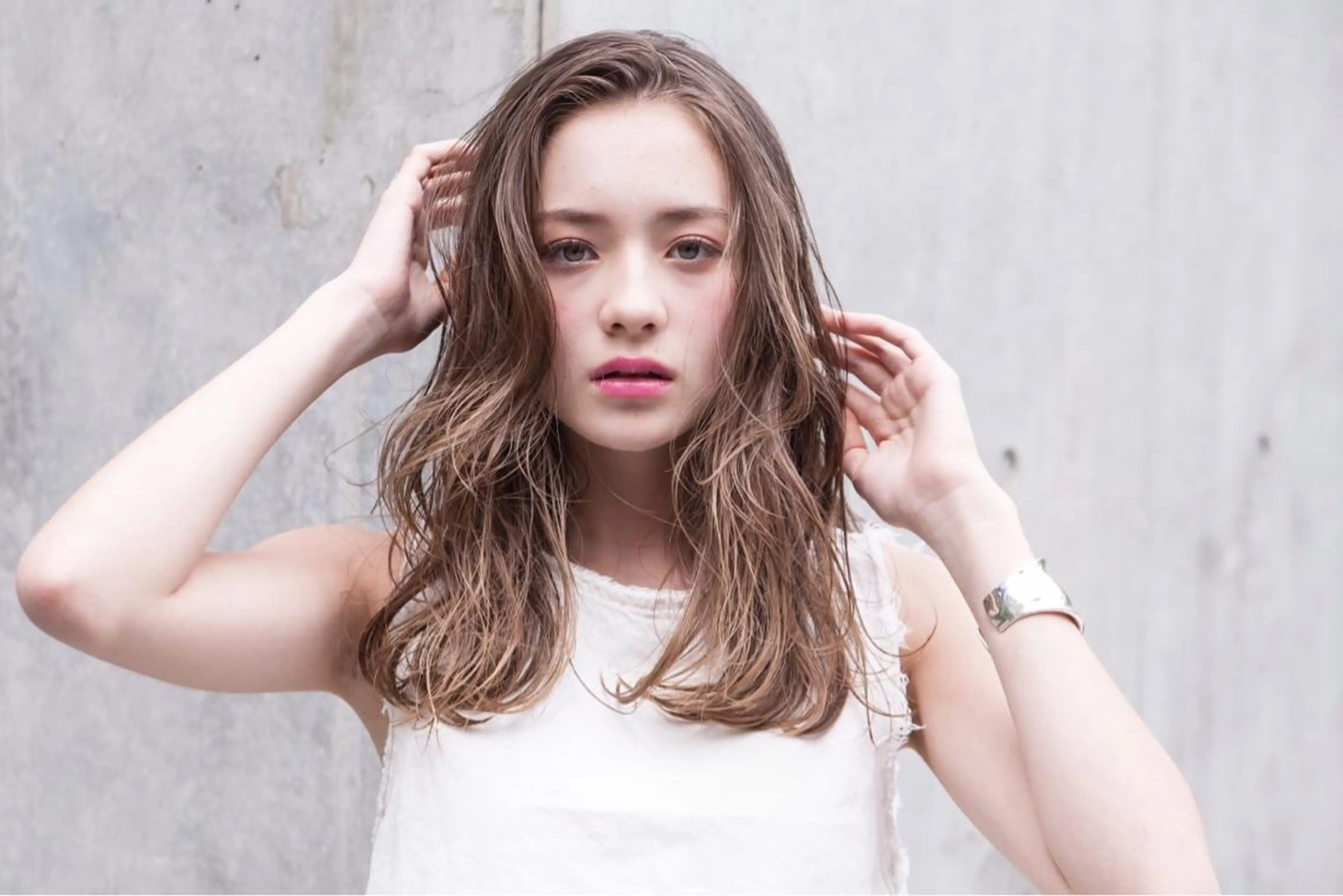 セミロング レイヤーカット 小顔カット カット ヘアカラー トリートメント ヘッドスパ ヘアセット 山口 竣也のヘアスタイル