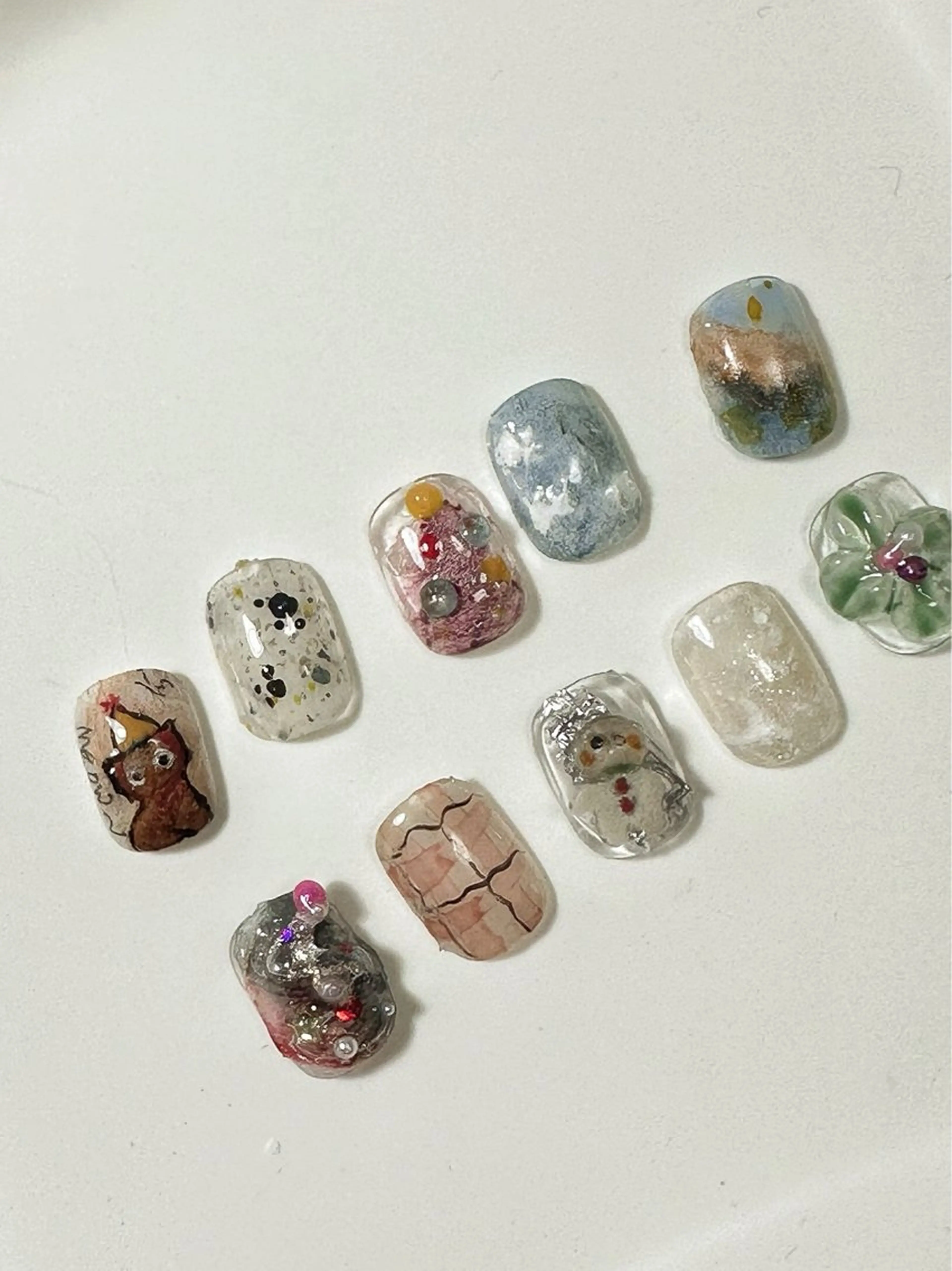 ネイル ハンドネイル YUMI ニュアンスnailsのネイルデザイン