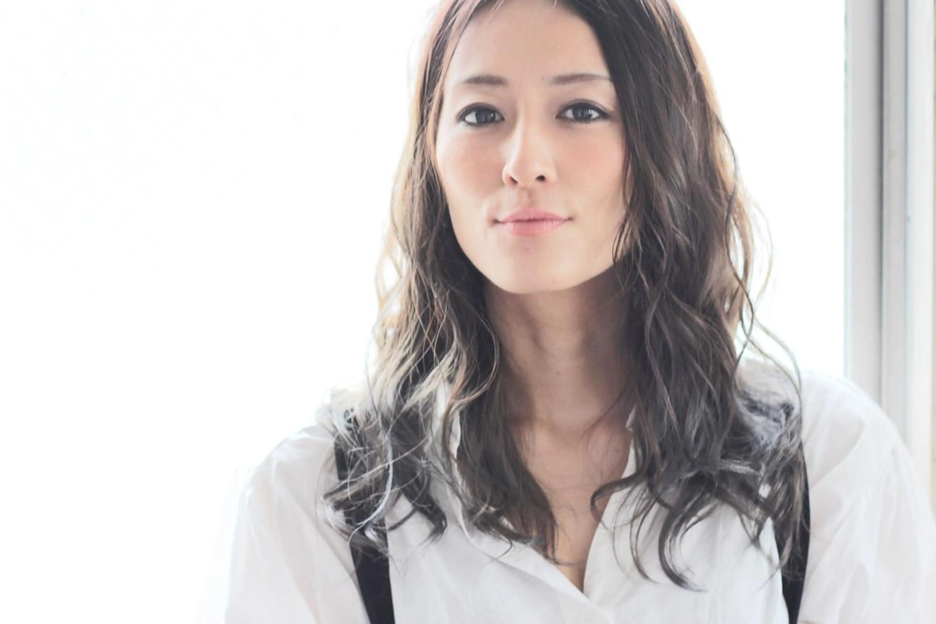 セミロング カラー ヘアアレンジ アッシュ 透明感カラー nike所属・nike にけのヘアスタイル