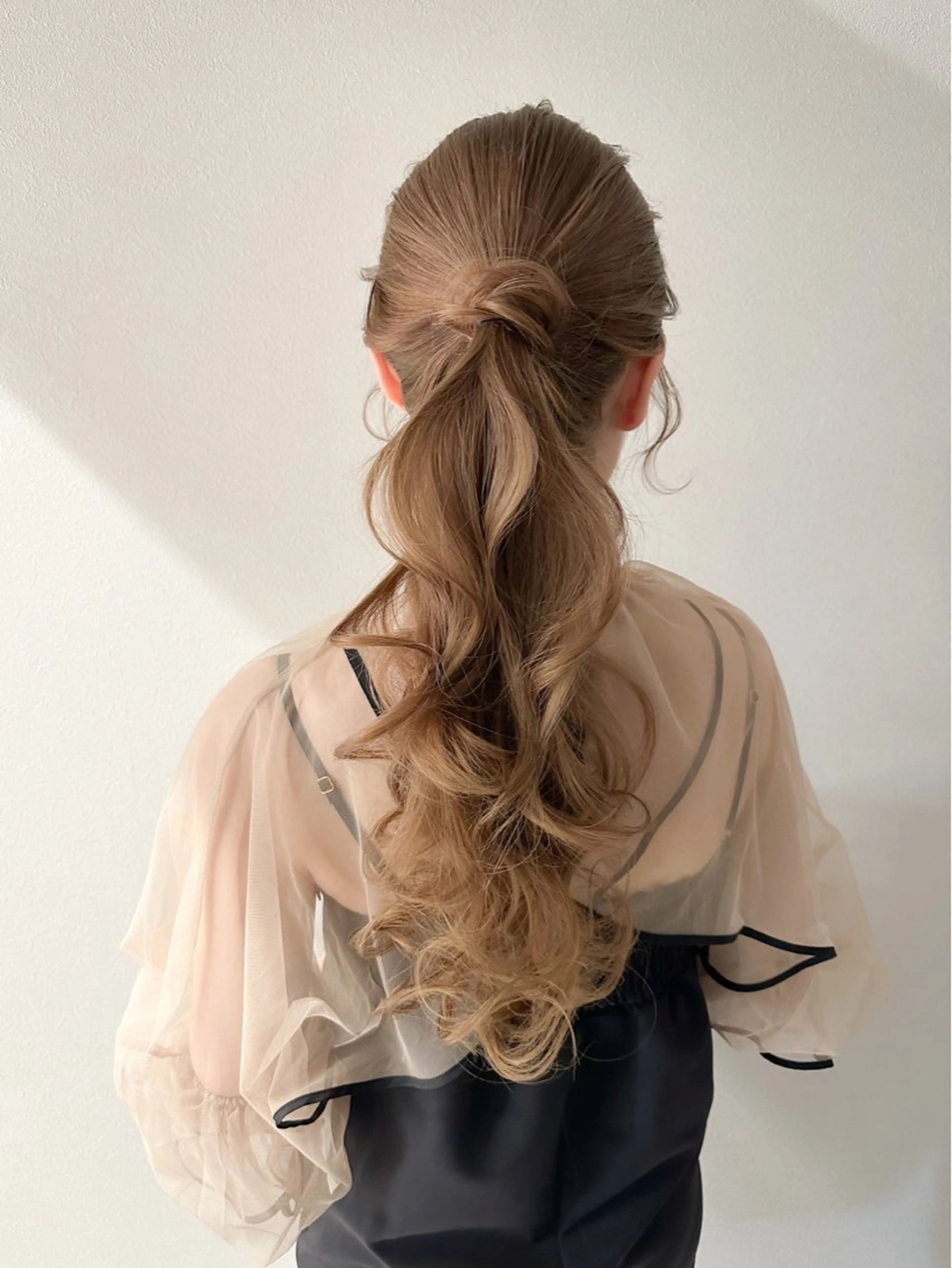ロング カラー ヘアアレンジ ポニーテール autre所属・大久保 ひでなりのヘアスタイル