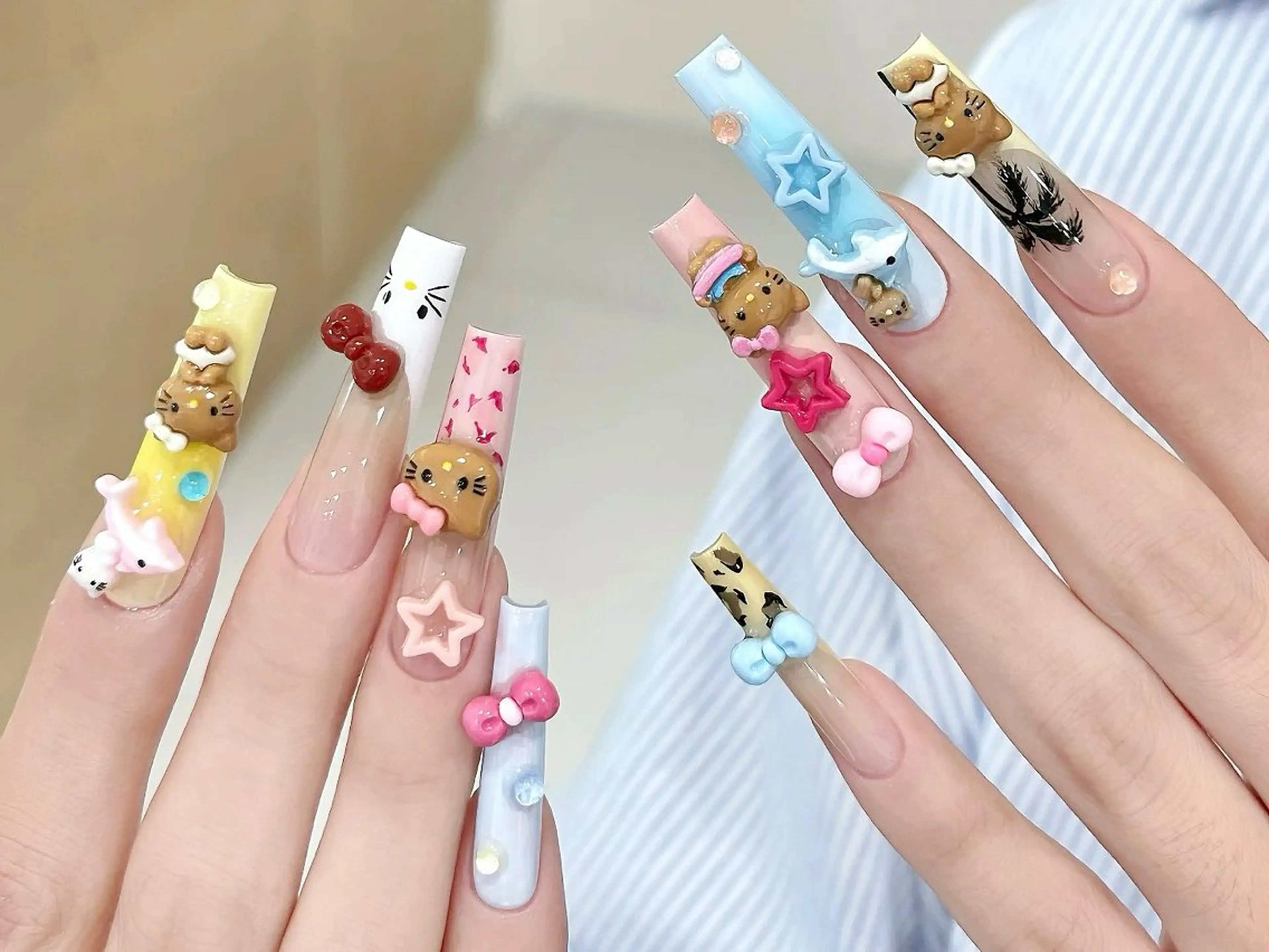 ネイル アートネイル フレンチネイル ロングネイル ぷっくりネイル ハンドネイル ハンドケア DarkHoney 池袋店のネイルデザイン