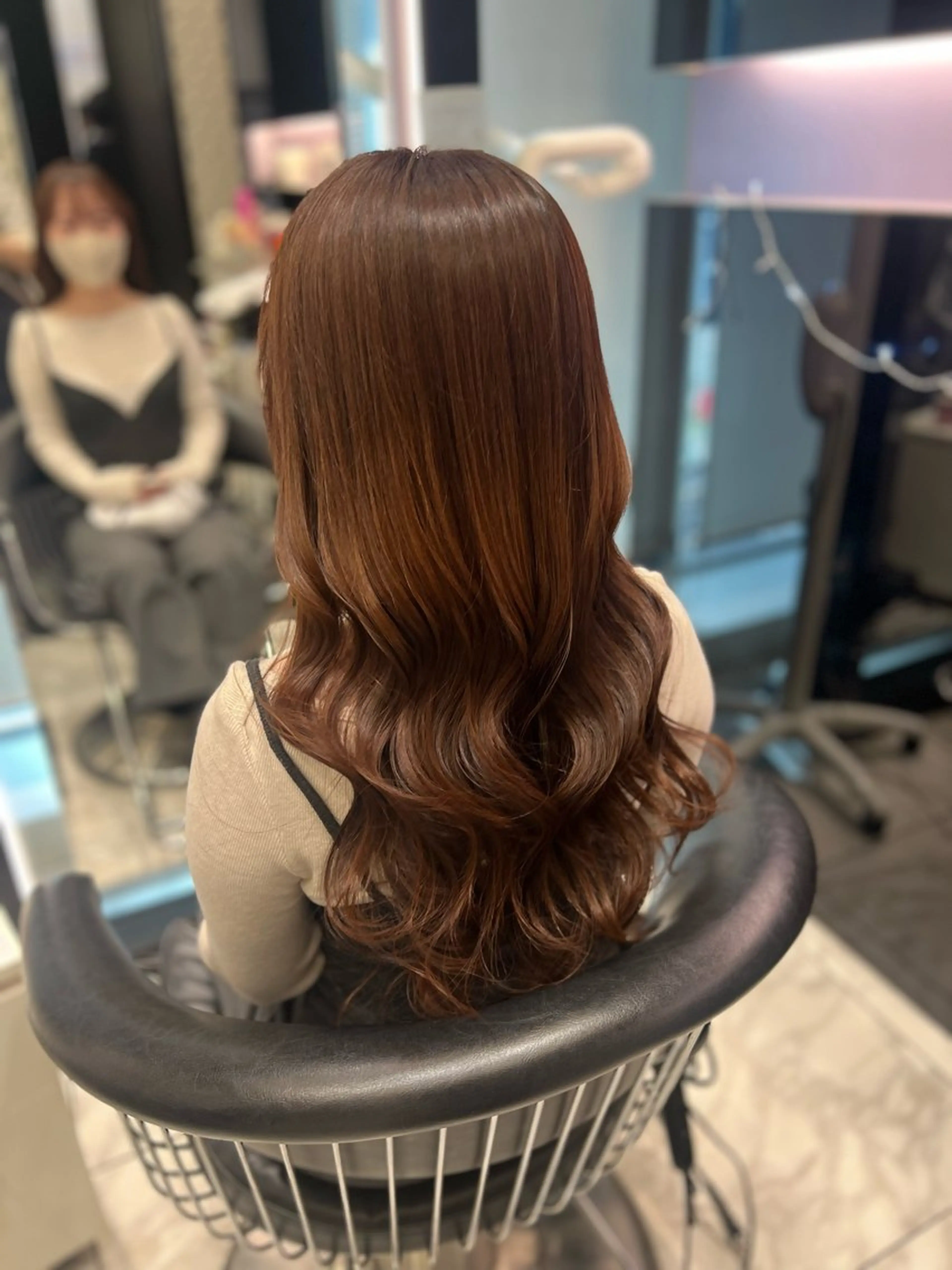 ロング パーマ カット パーマ トリートメント コテ巻きパーマ♡ 篠谷 悠衣のヘアスタイル