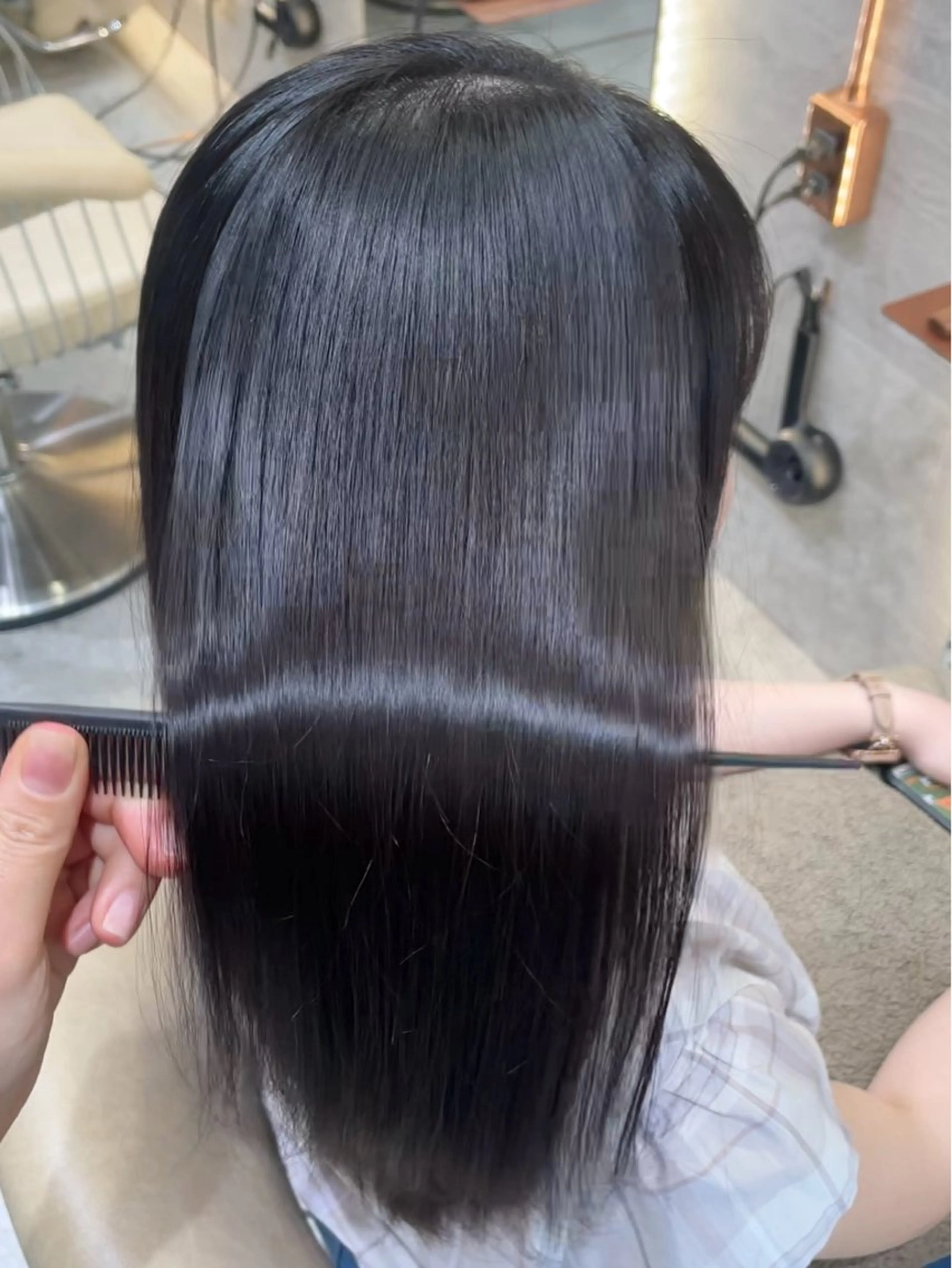 セミロング カット 縮毛矯正 トリートメント 🦋美髪矯正、髪質 改善のプロ🦋アオイのヘアスタイル