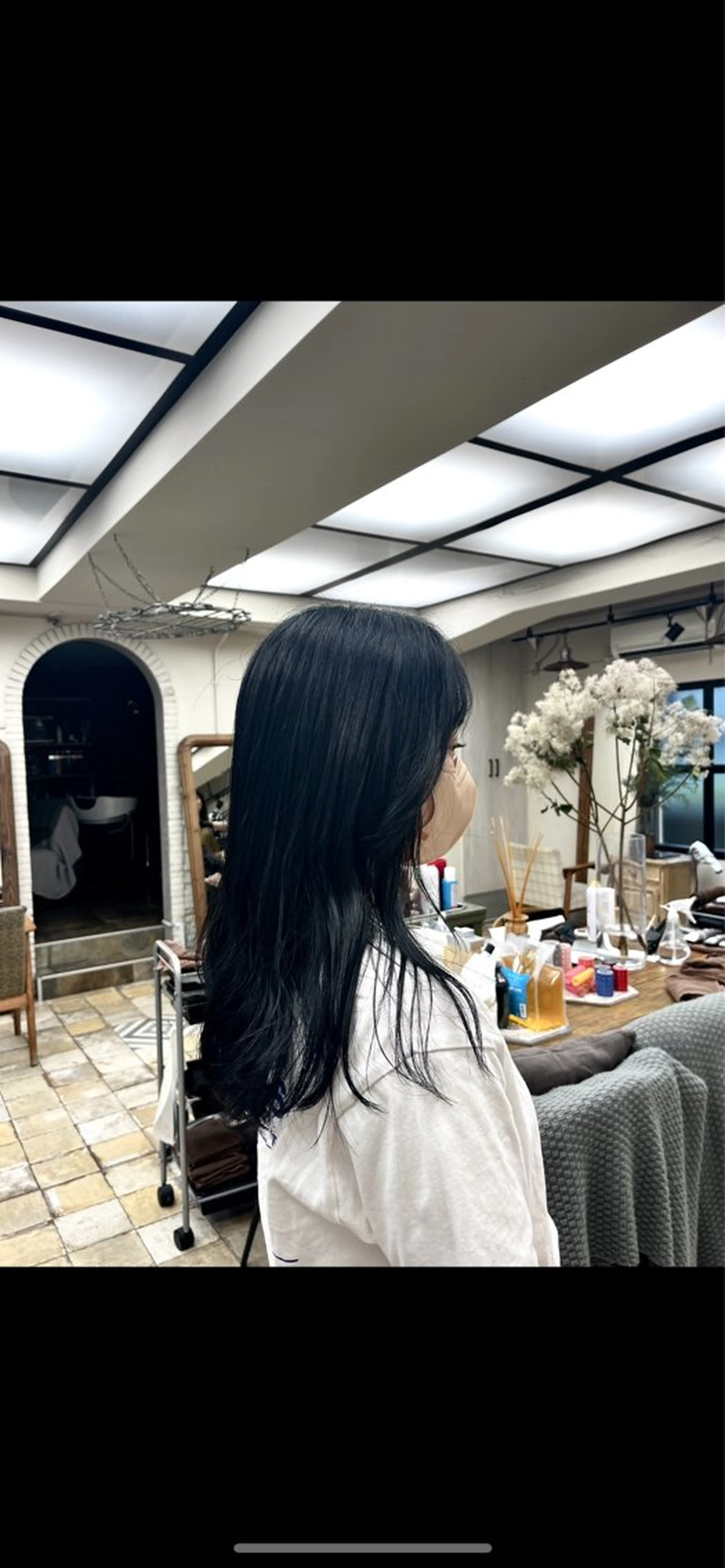 ロング カラー 黒髪 ブルーカラー ブルーブラック Gigi 代々木所属・りこ 🐈‍⬛韓国艶カラーのヘアスタイル