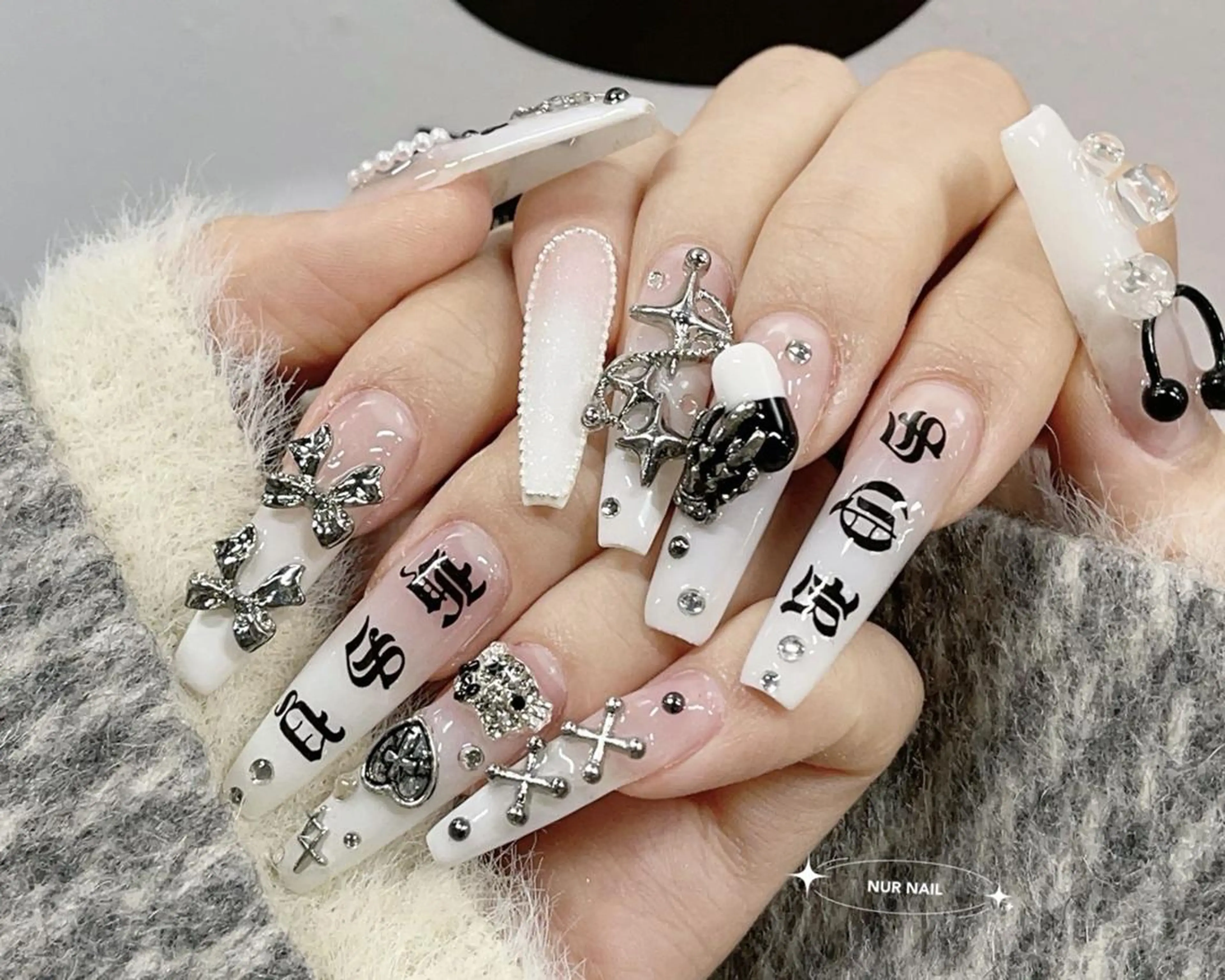ネイル ハンドネイル ハンドケア RINA 🤍のネイルデザイン