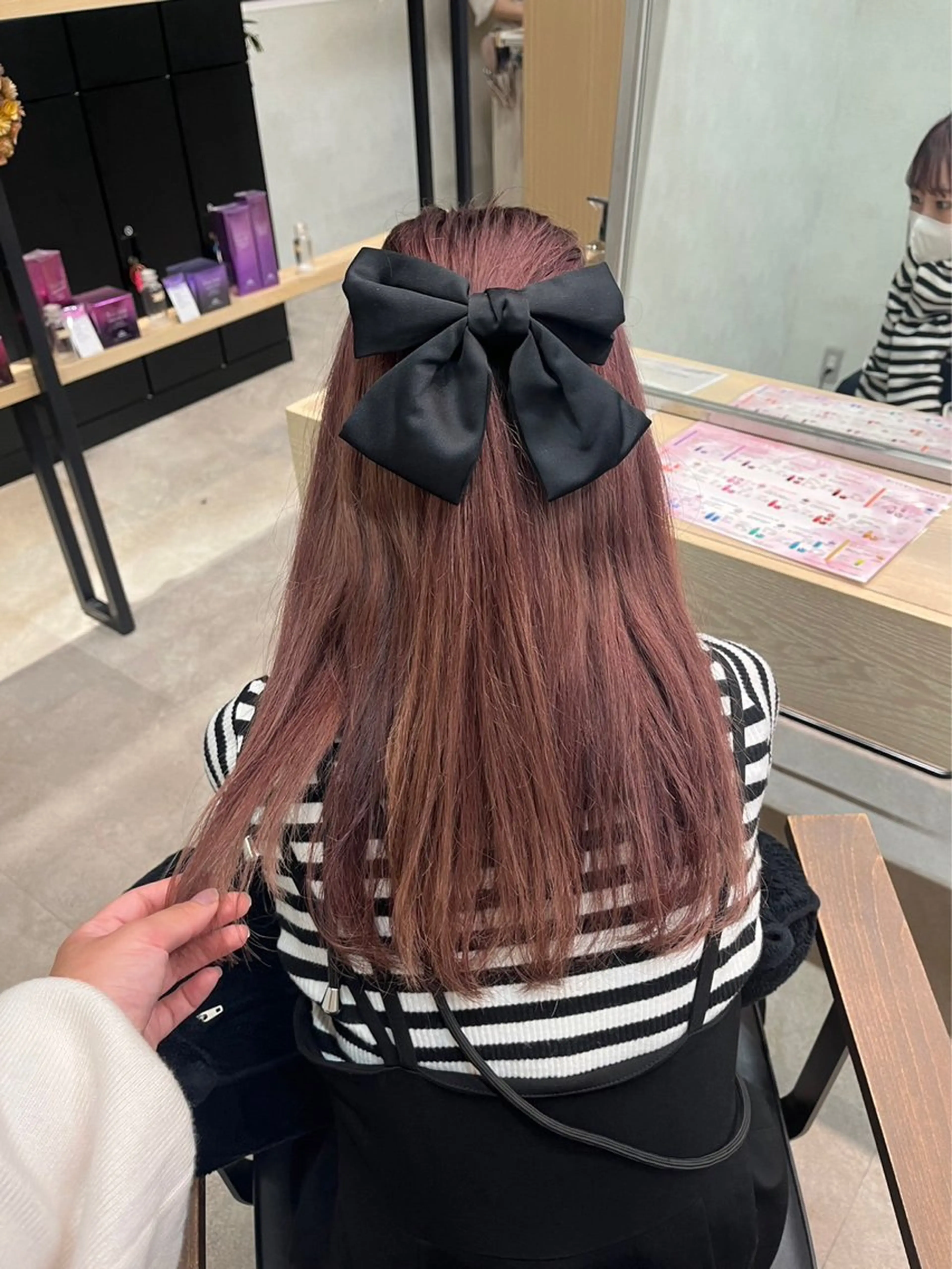 ロング ブリーチカラー 〻髪質改善〻アレンジのヘアスタイル