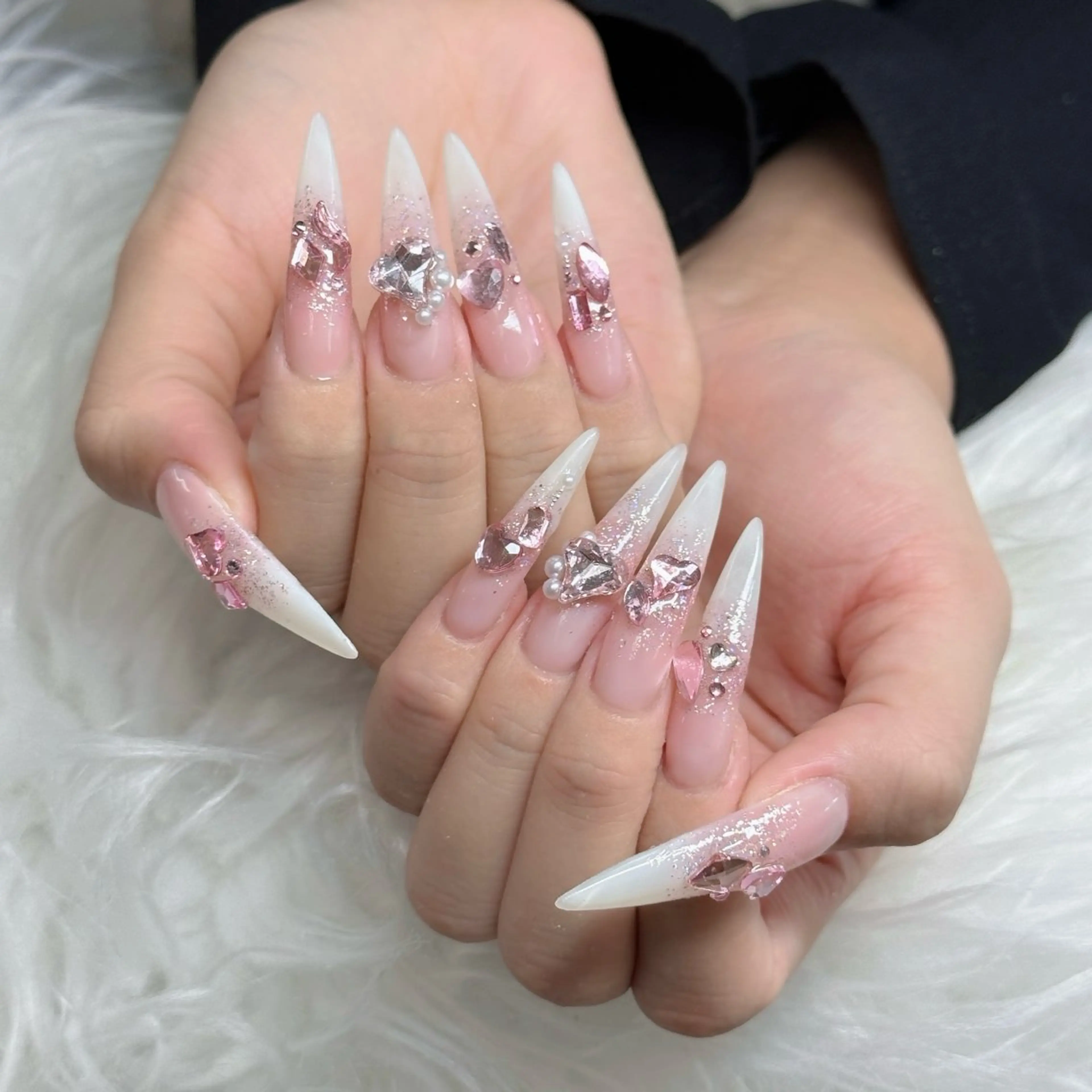 ネイル ロングネイル マグネットネイル リボン 夏ネイル スーパーロングネイル ハンドネイル Hani nailsalonのネイルデザイン