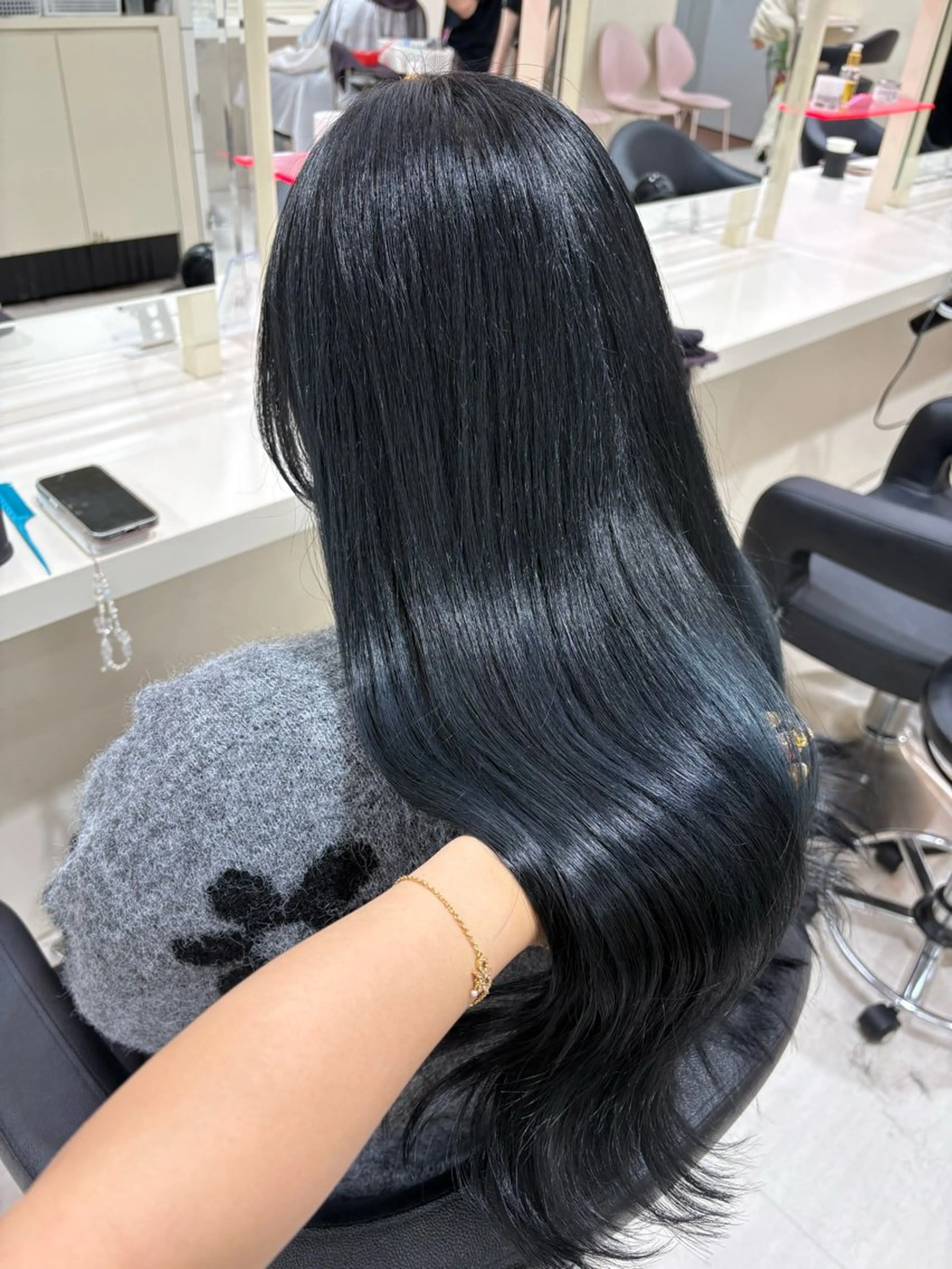 ミディアム カラー ヘアアレンジ ヘアカラー 💟RINNA 艶カラー💟のヘアスタイル