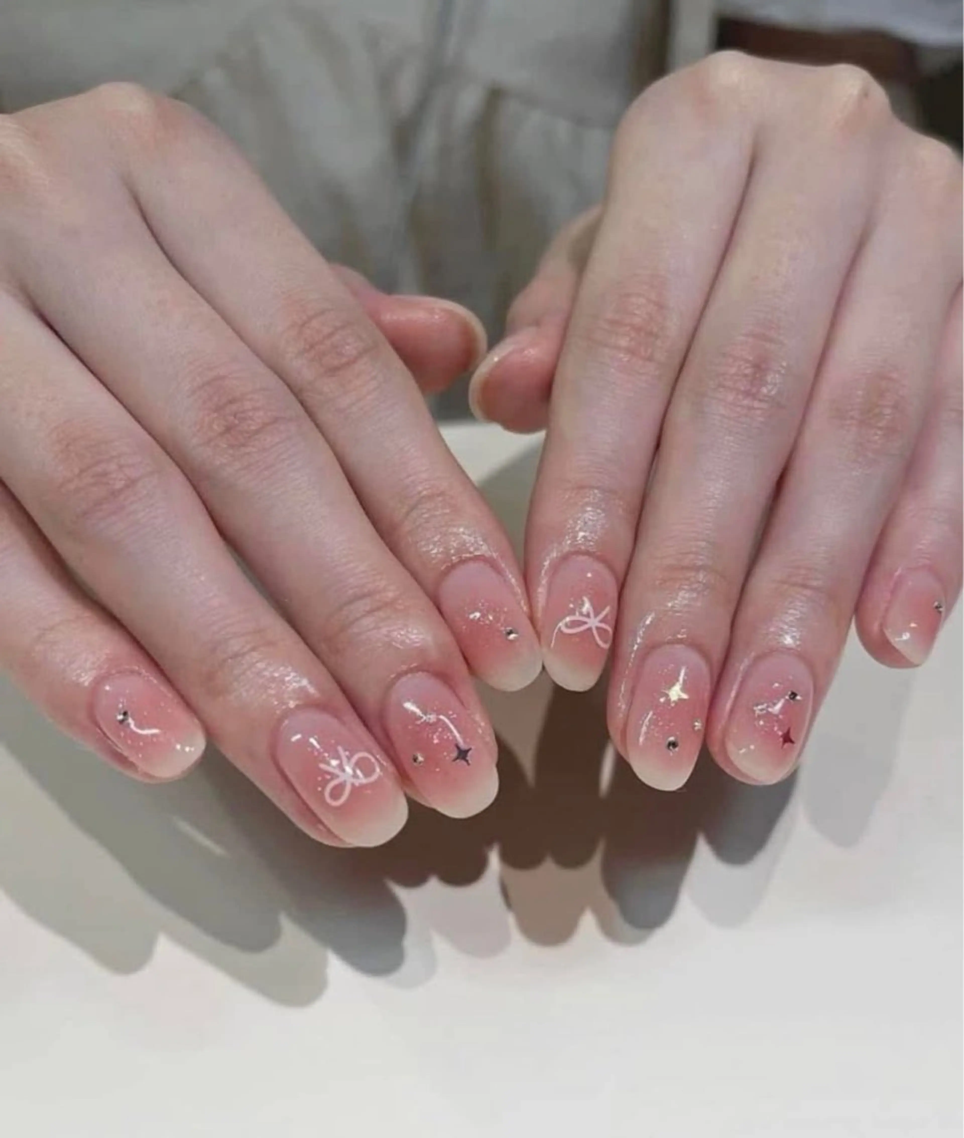 ネイル 韓国ネイル 持ち込み ニュアンスネイル ネイルチップ ハンドネイル Rose Ana.Chuoのネイルデザイン