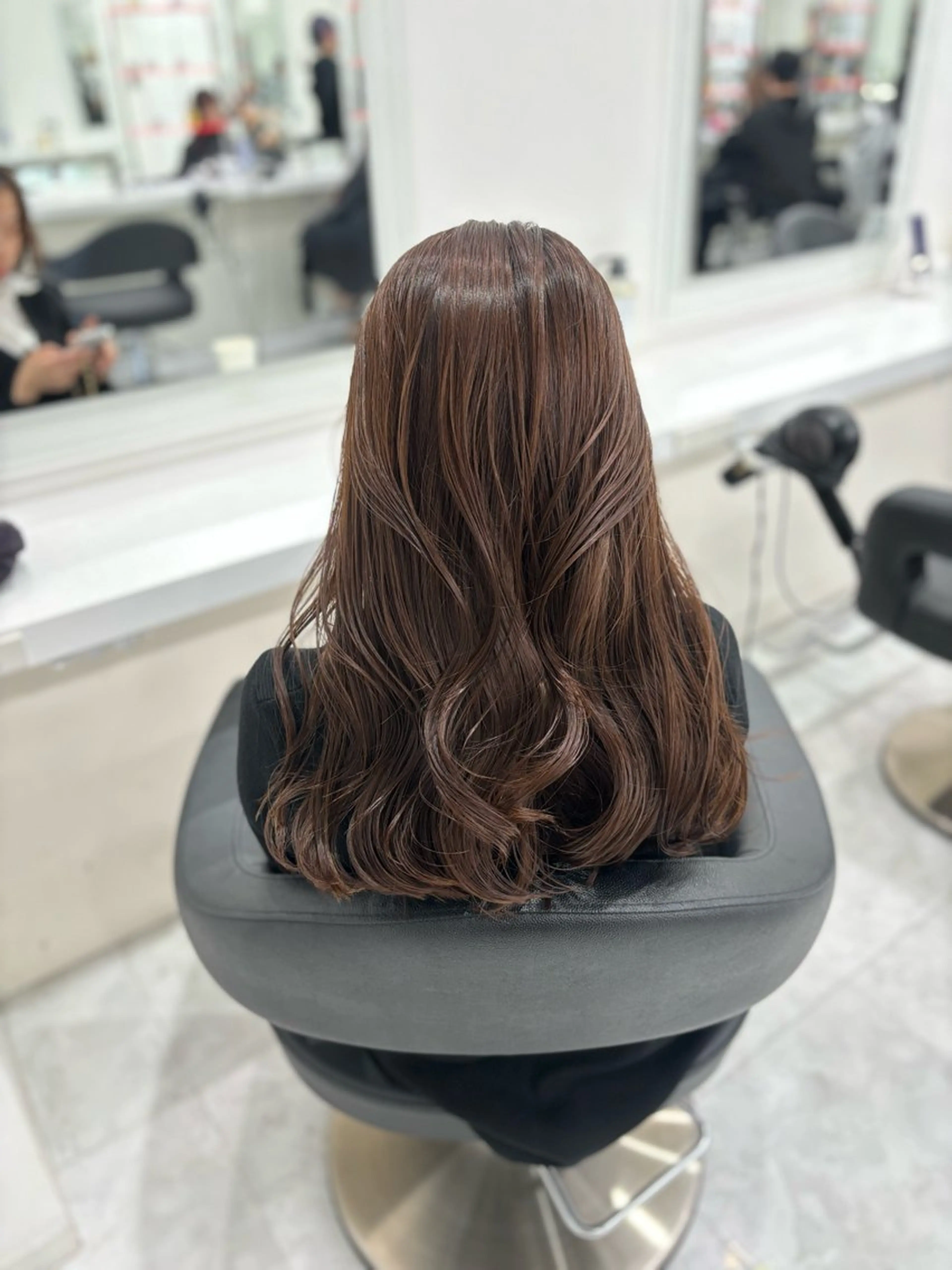 ロング 渋谷🥇透明感カラー 特化美容師のヘアスタイル