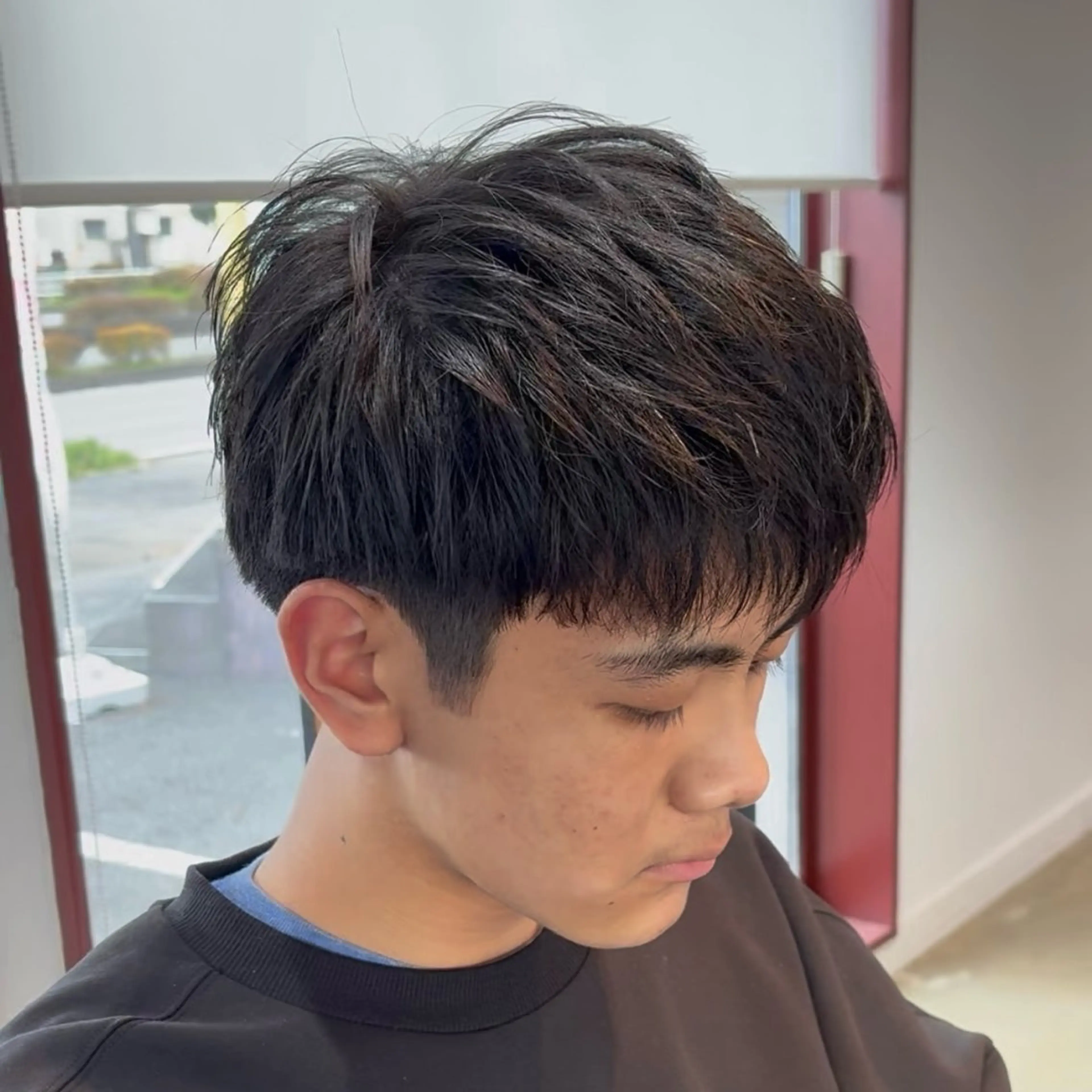 メンズ マッシュ 刈り上げ カット GISELA サリナのヘアスタイル