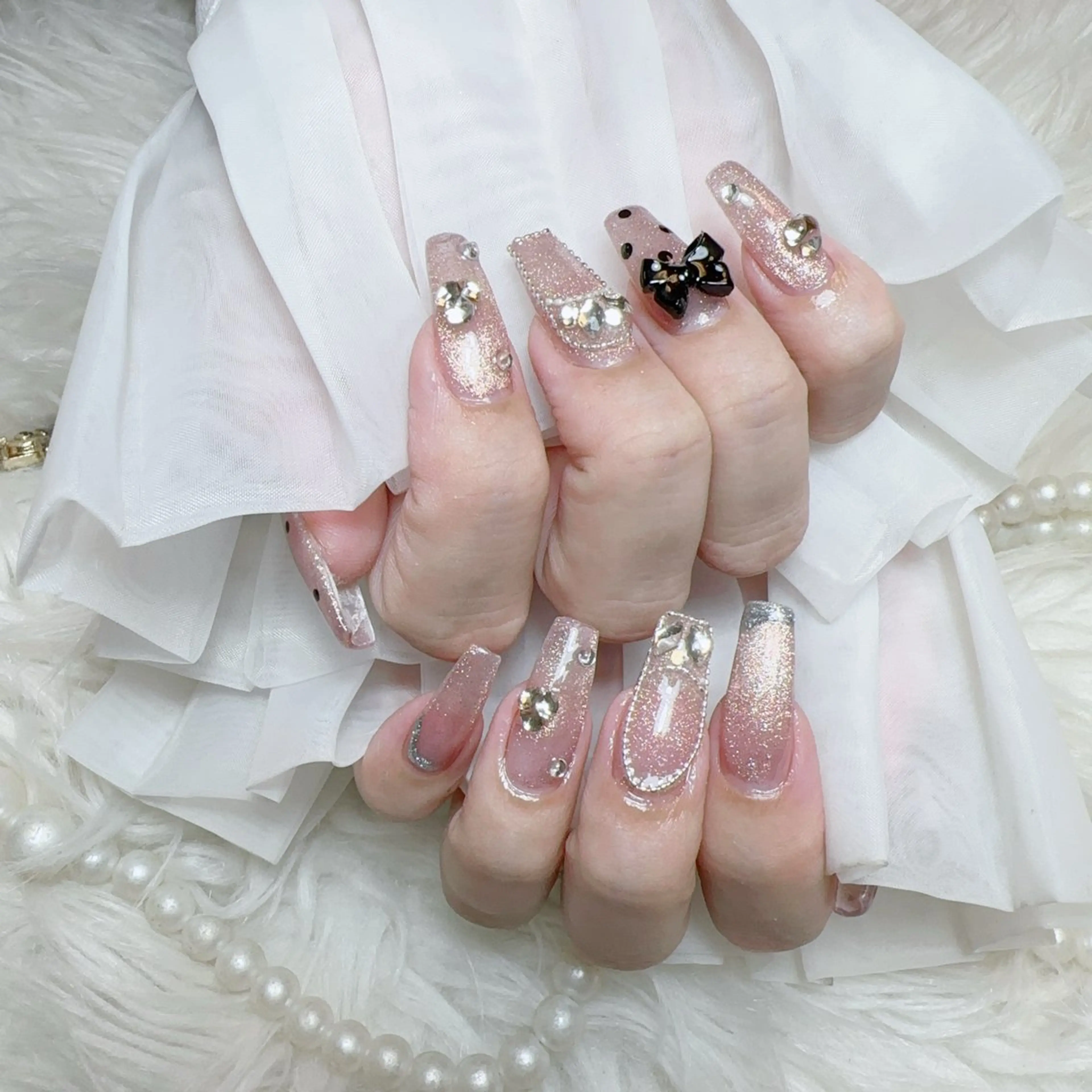 ネイル ハンドネイル ☁️Yun nail KiKi☁️のネイルデザイン