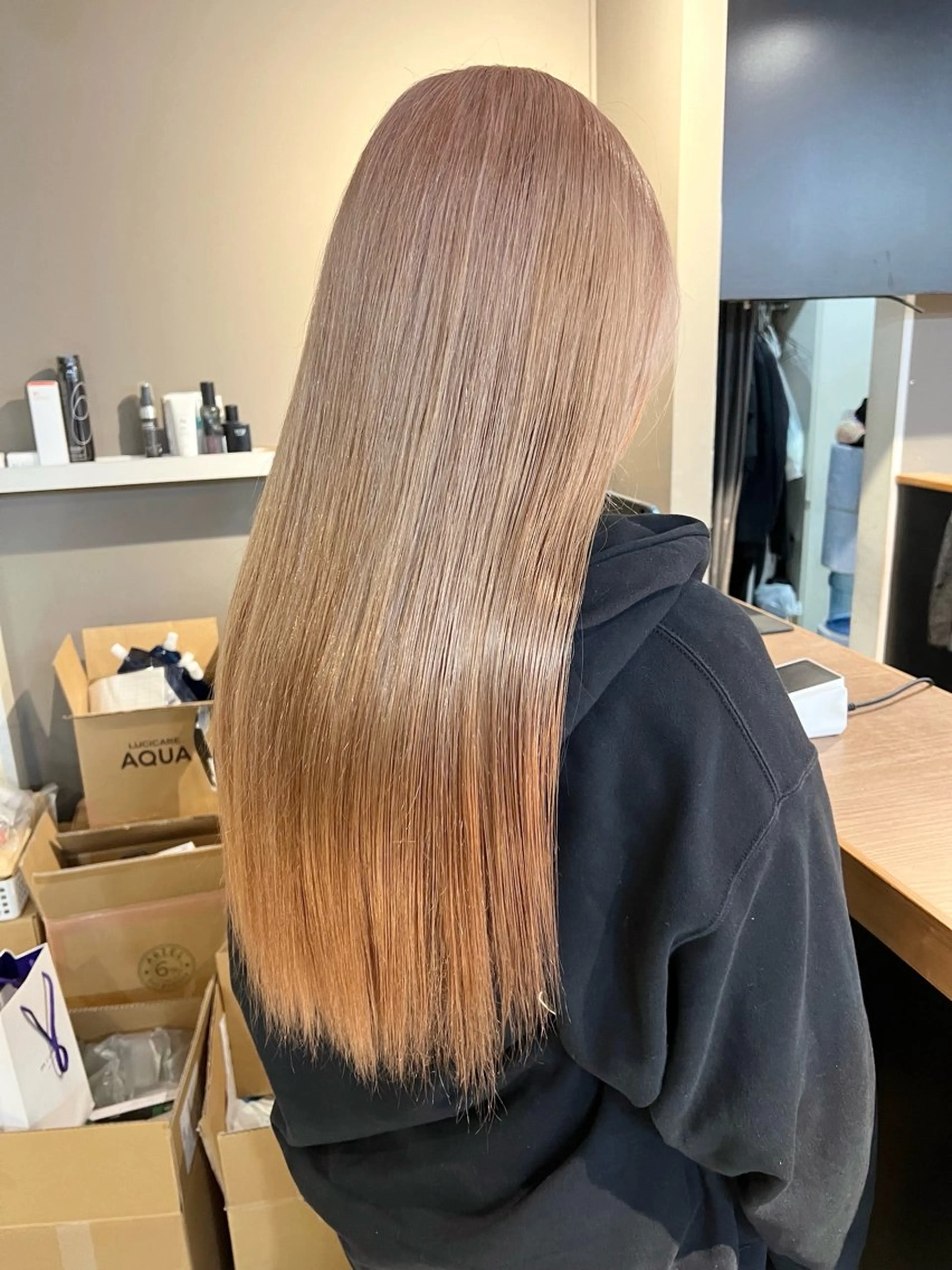 ロング カラー ベージュカラー ブリーチ ピンクカラー ピンクベージュ daiki 原宿のヘアスタイル