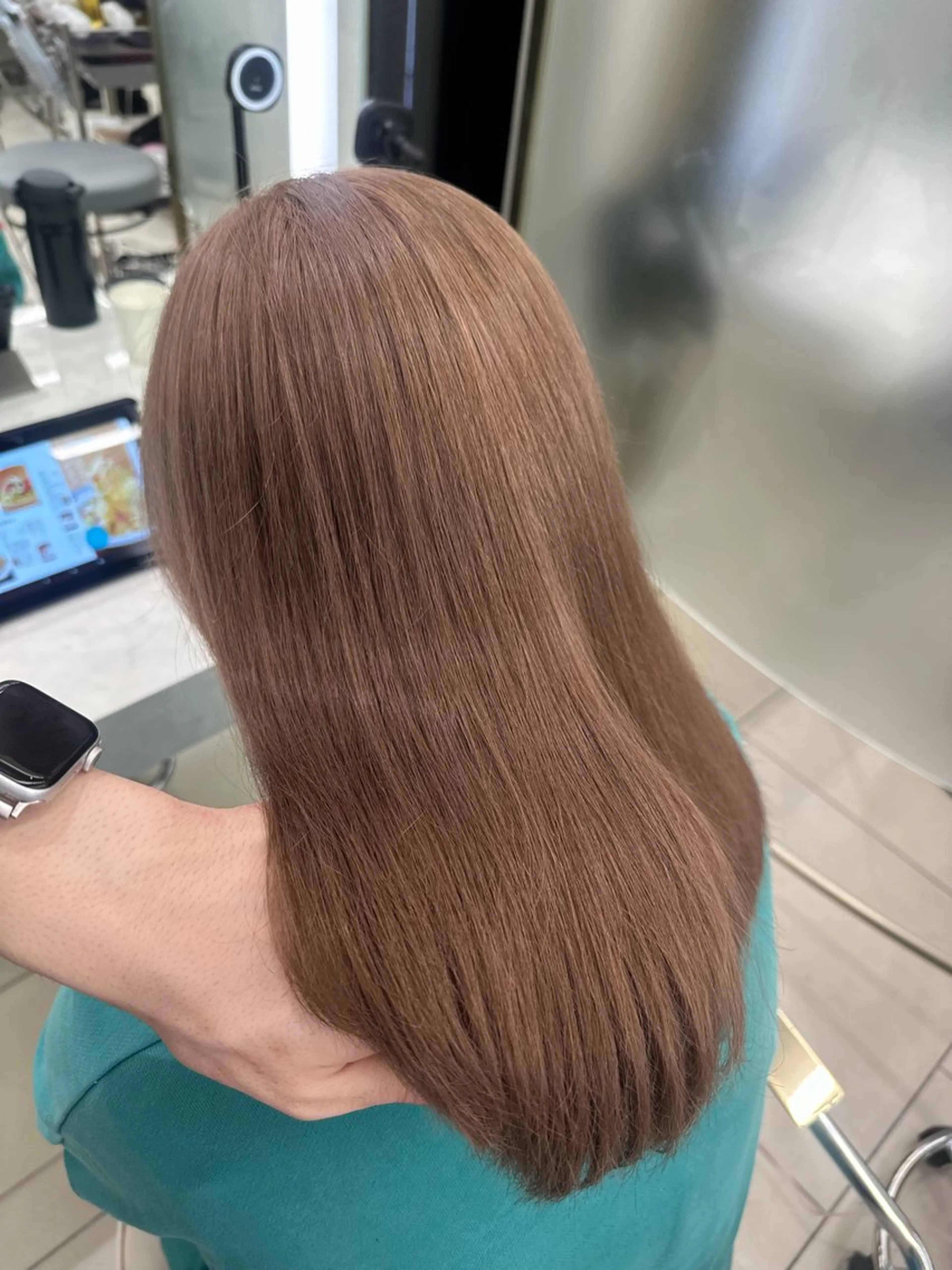 セミロング カラー ベージュカラー ミルクティーベージュ 透明感艶カラー /銀座/佐々木夏泉のヘアスタイル