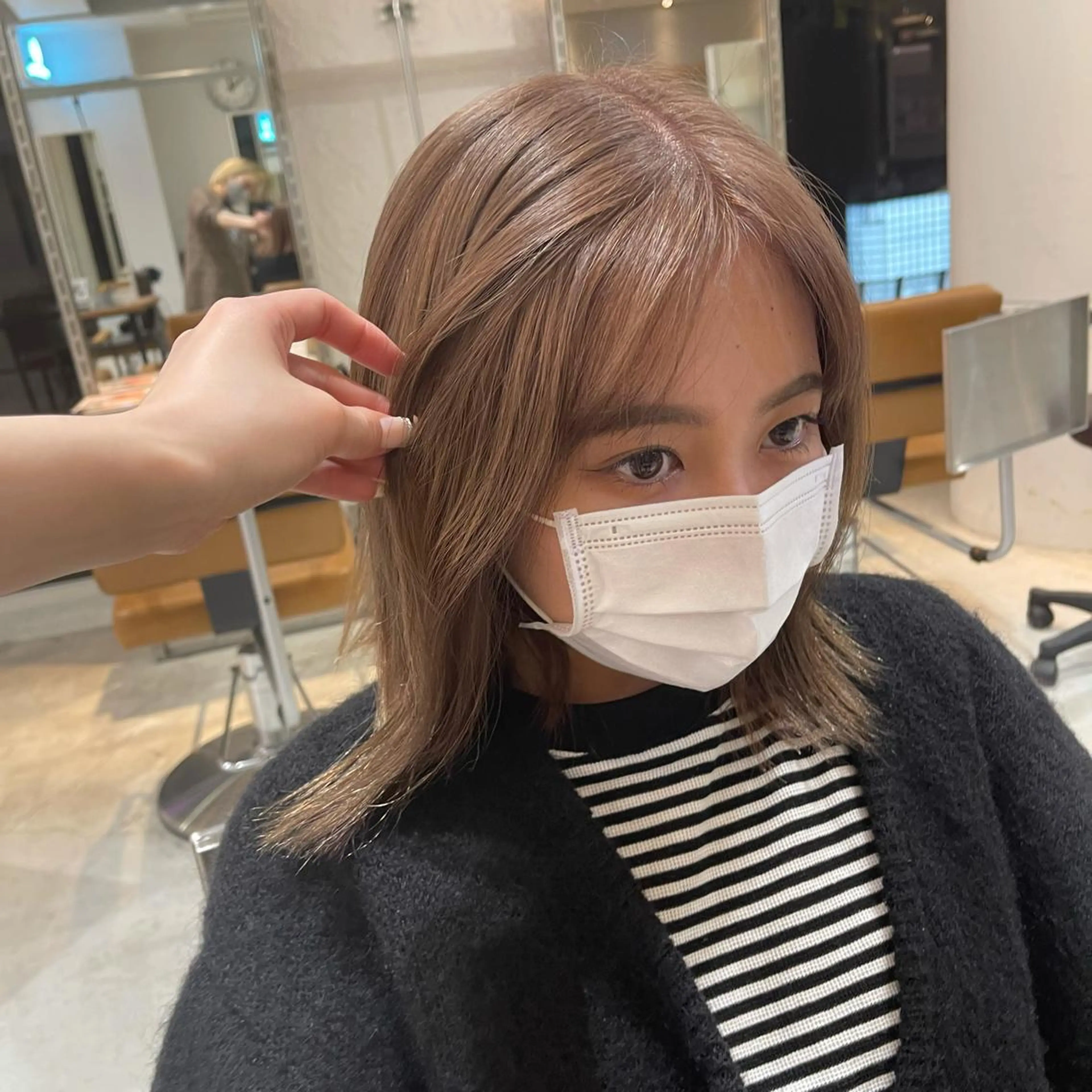 ミディアム カラー ダブルカラー グレージュ ミルクティーグレージュ lunty miichiのヘアスタイル