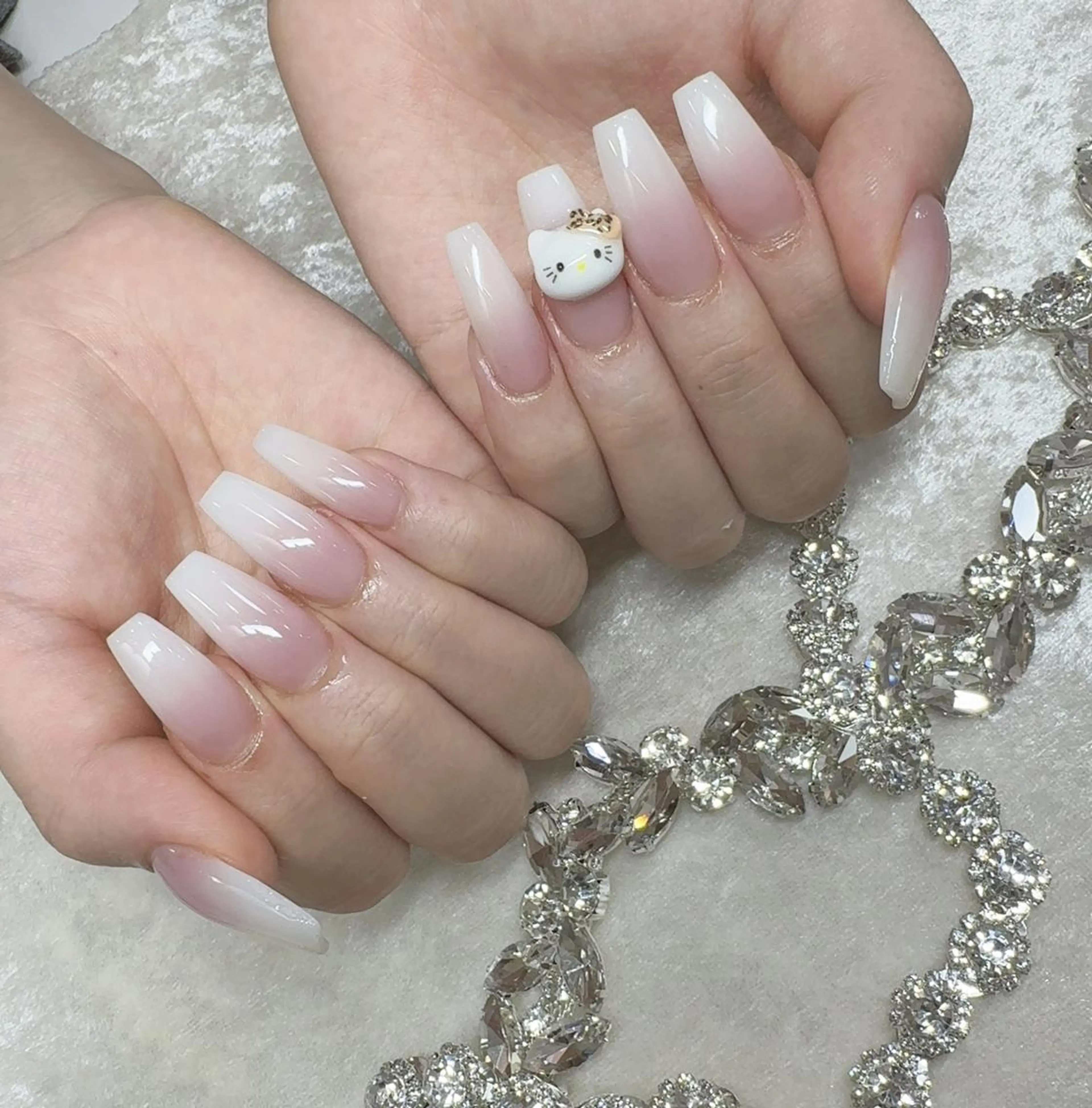 ネイル Minaminail やり放題ネイル🍓のネイルデザイン
